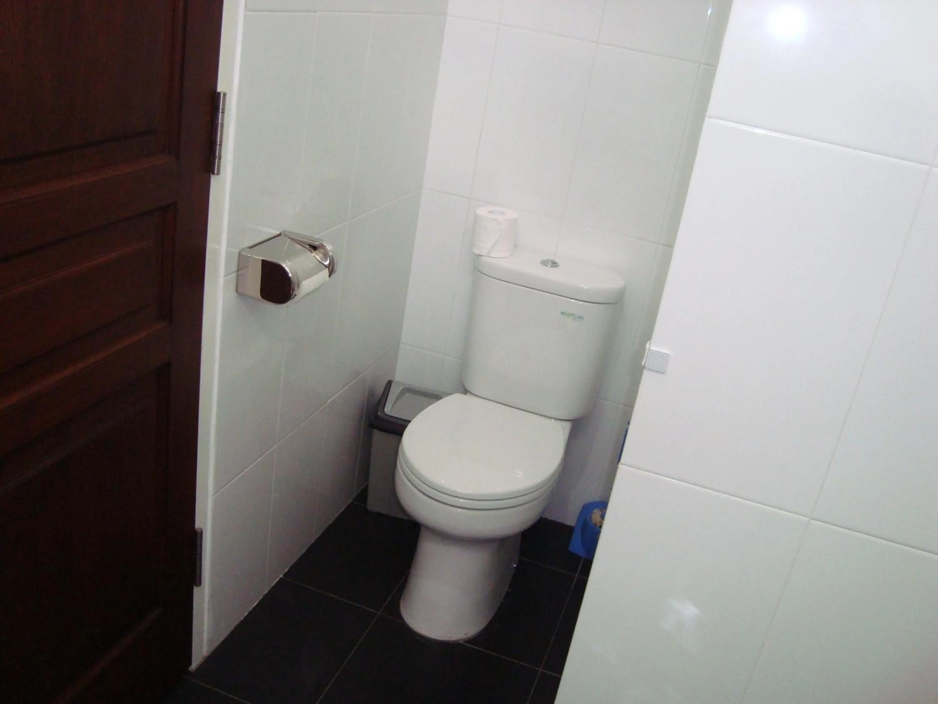 Toilet in Dream Estate Resort