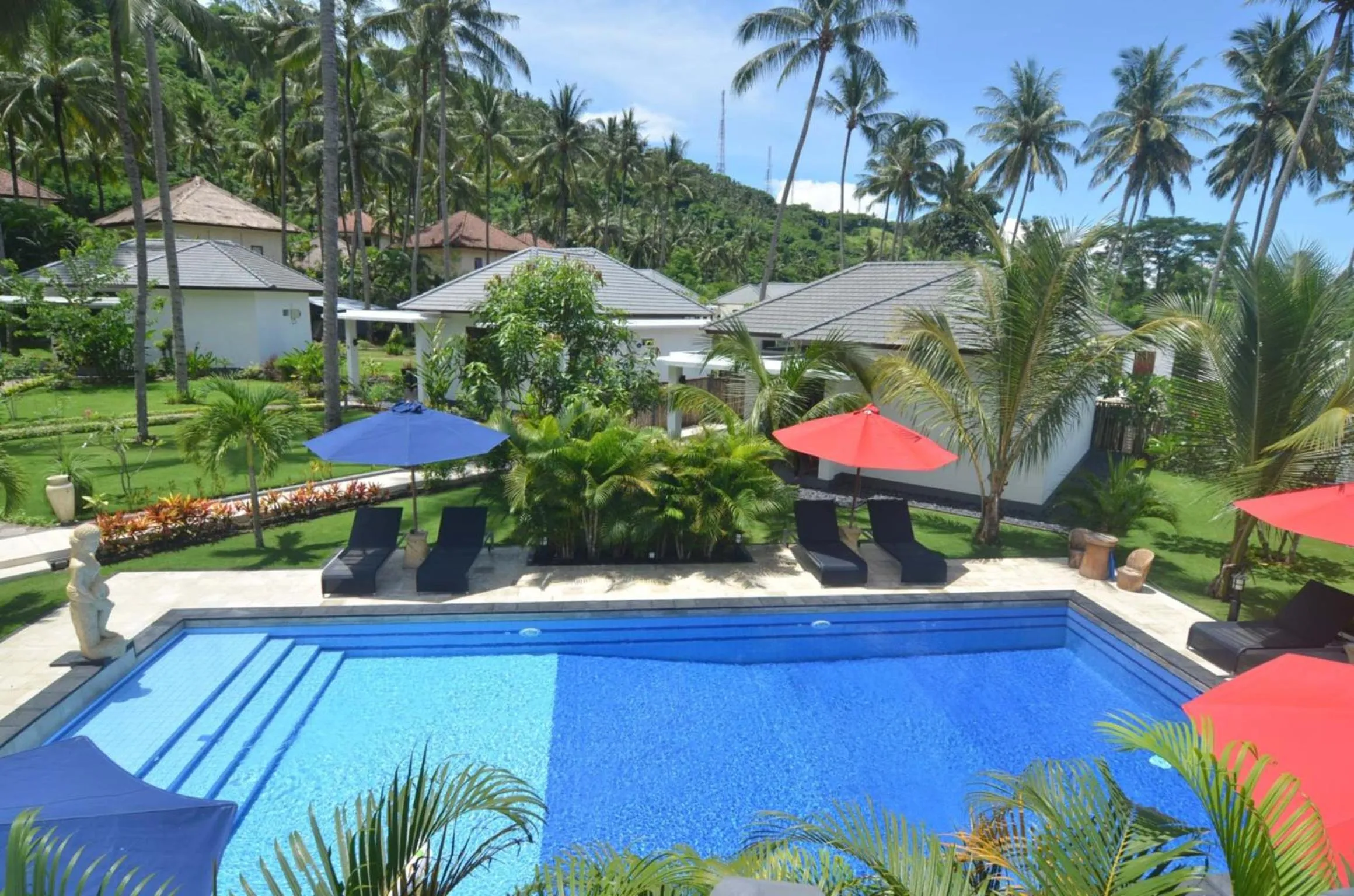 Swimming pool in Dream Estate Resort
