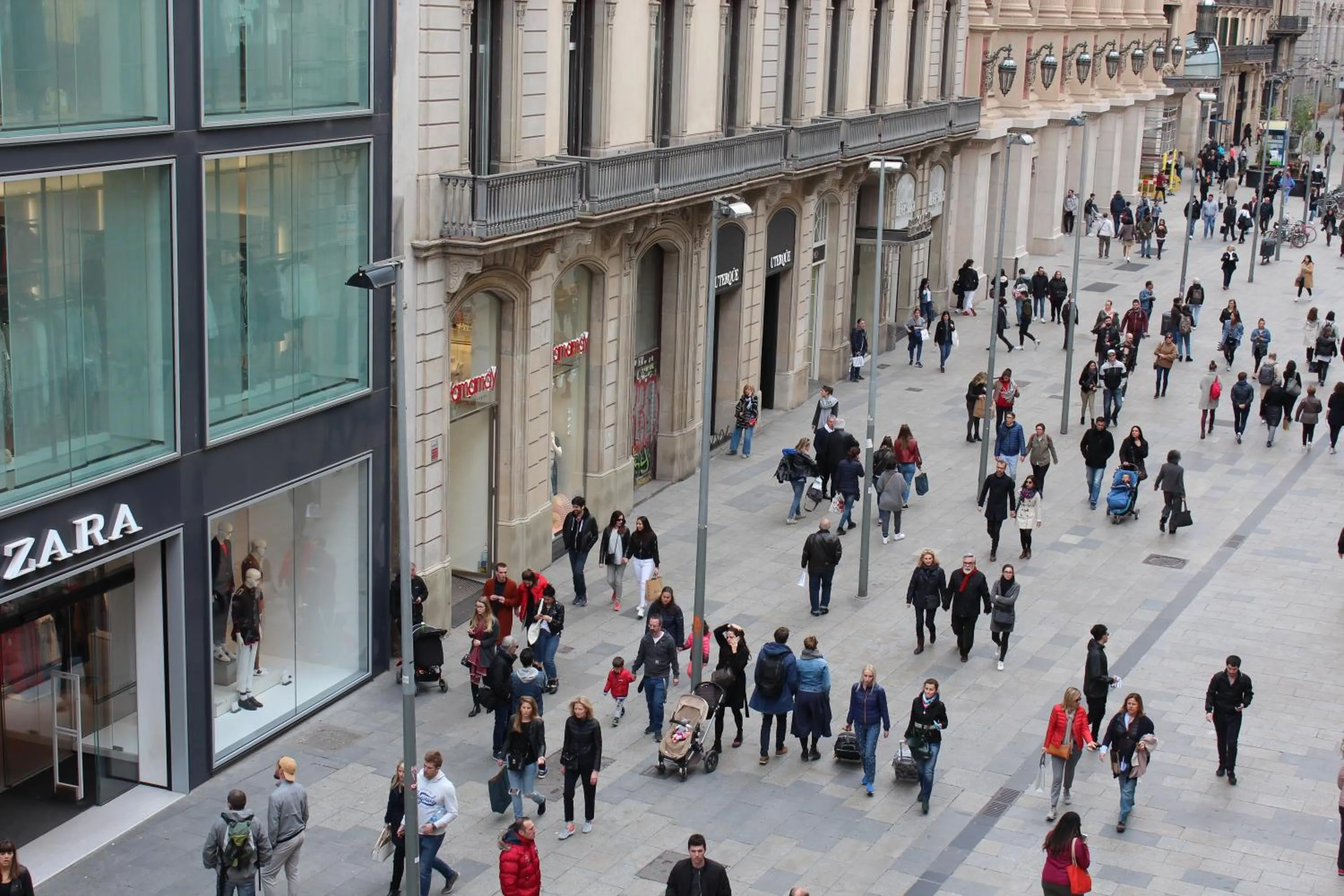 Street view in Pensión Arosa