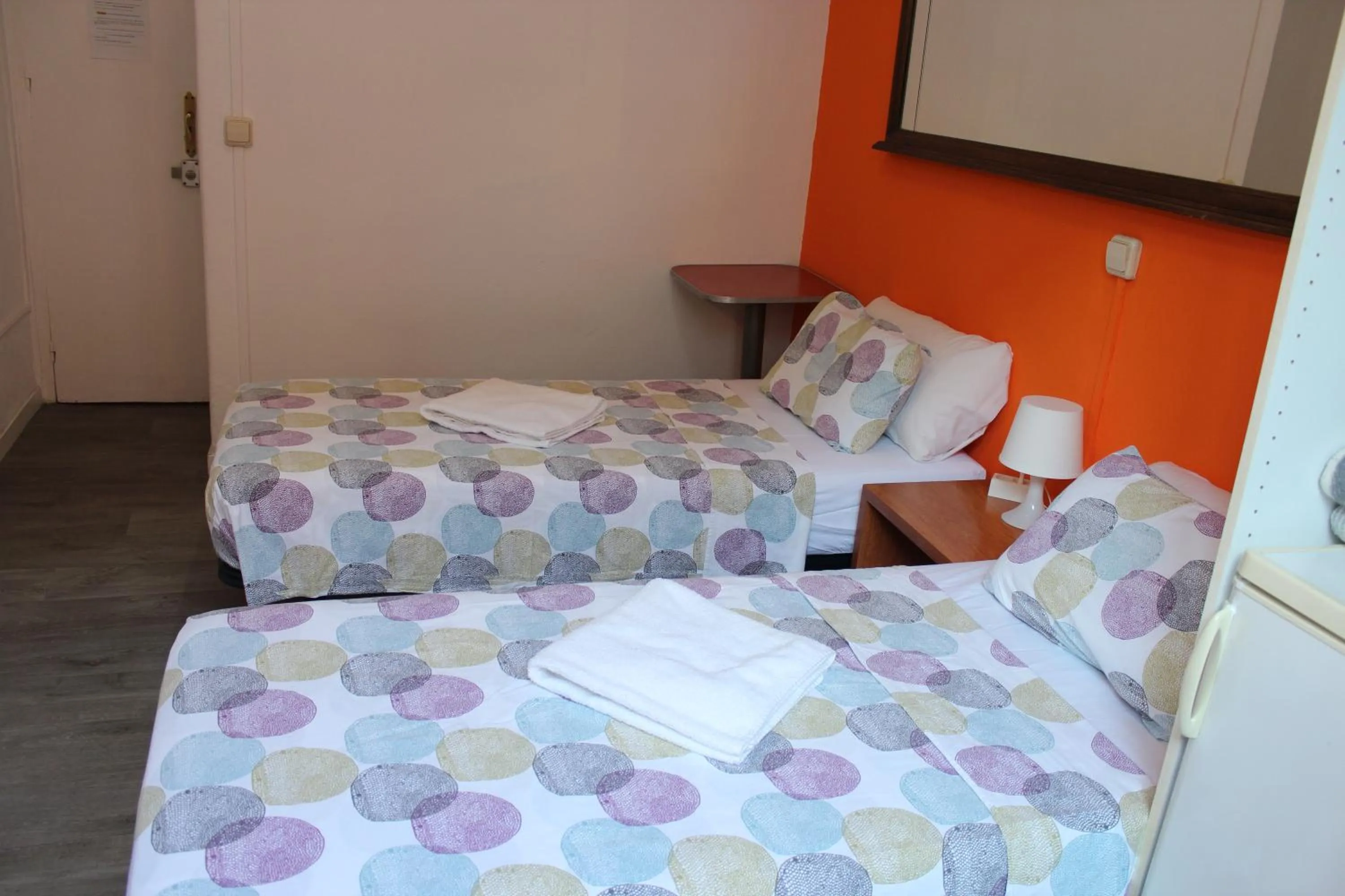 Balcony/Terrace, Bed in Pensión Arosa