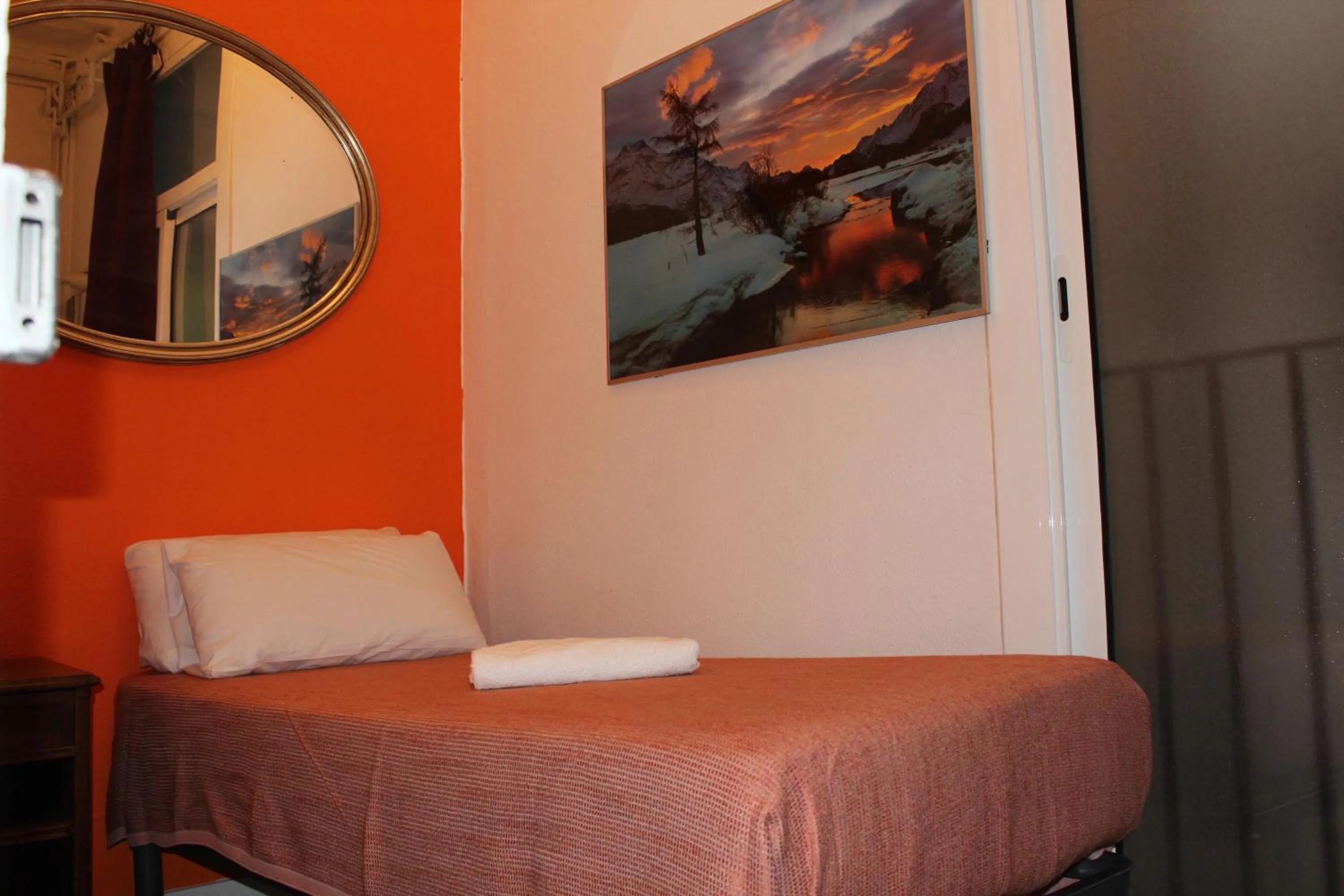 Bedroom, Bed in Pensión Arosa