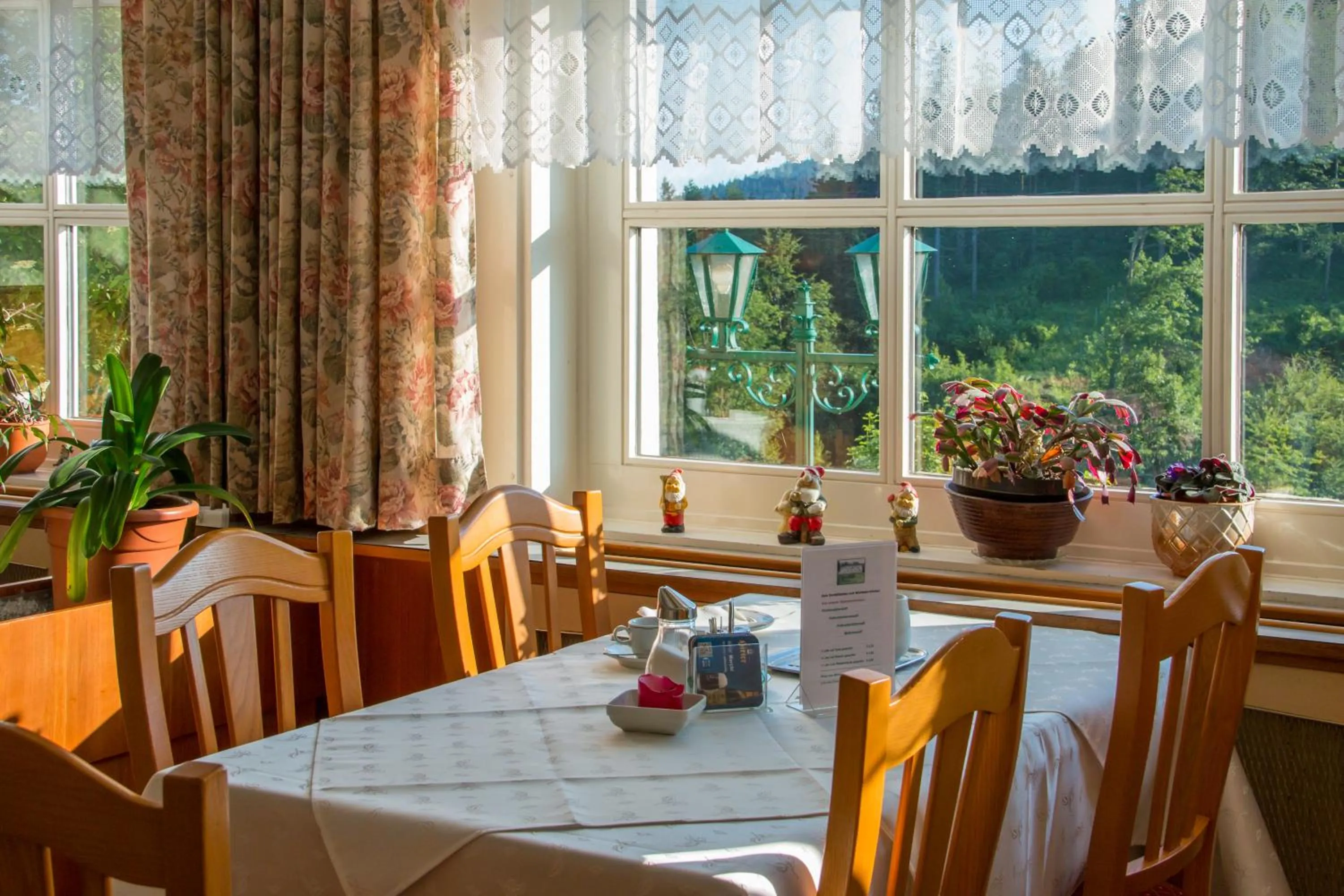 Restaurant/places to eat in Hotel Restaurant Winterbach