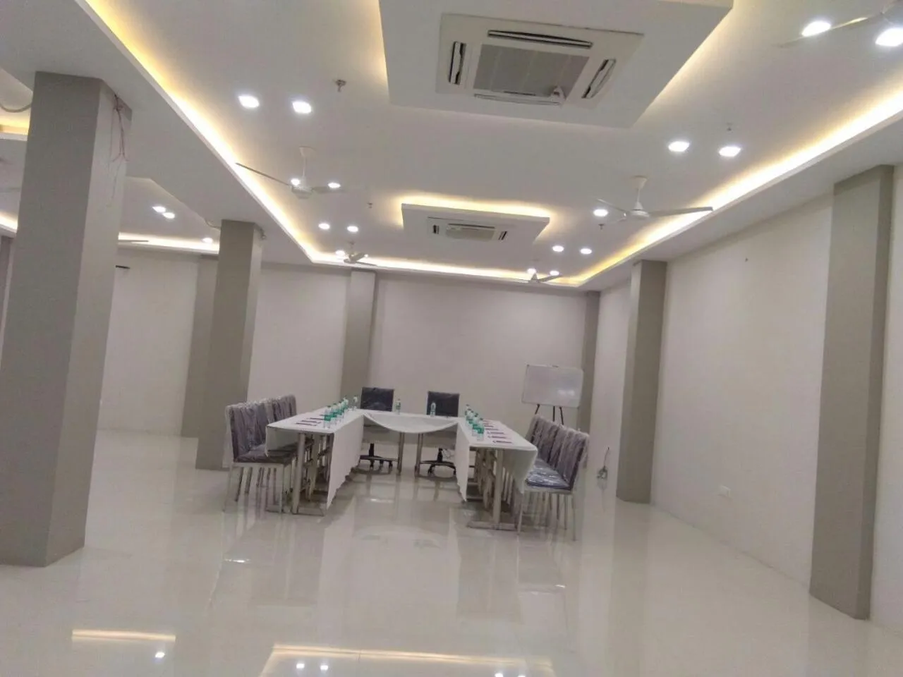Banquet/Function facilities in Hotel Sopan Heights