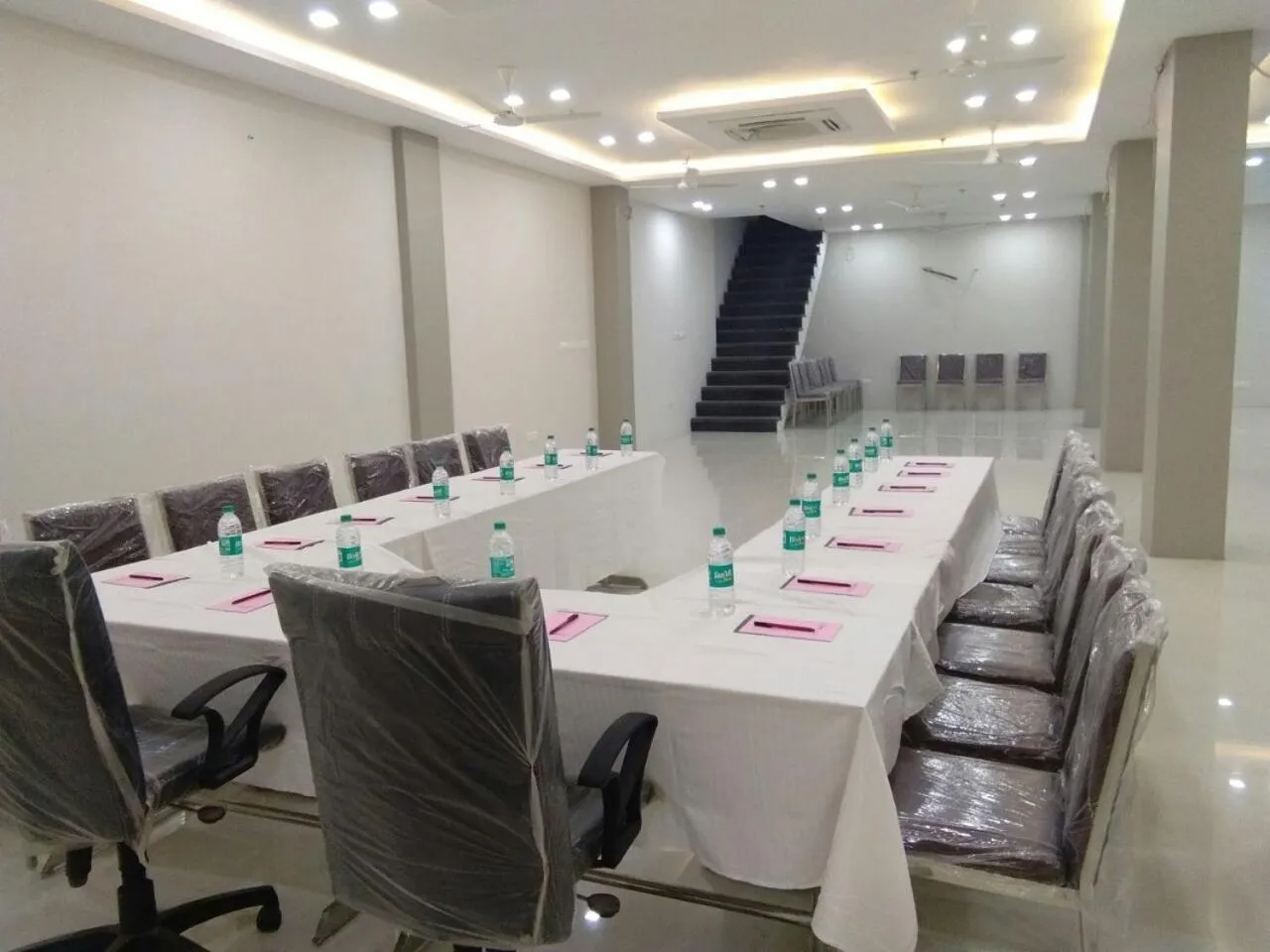 Meeting/conference room in Hotel Sopan Heights