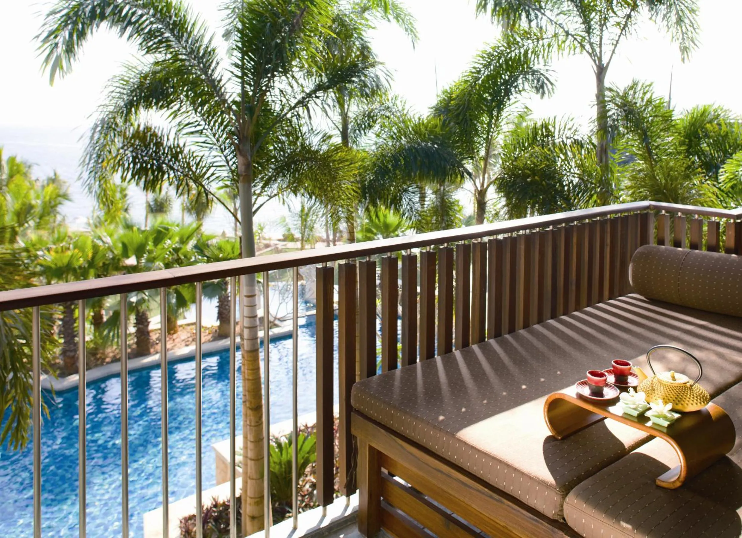 Property building in Mandarin Oriental, Sanya