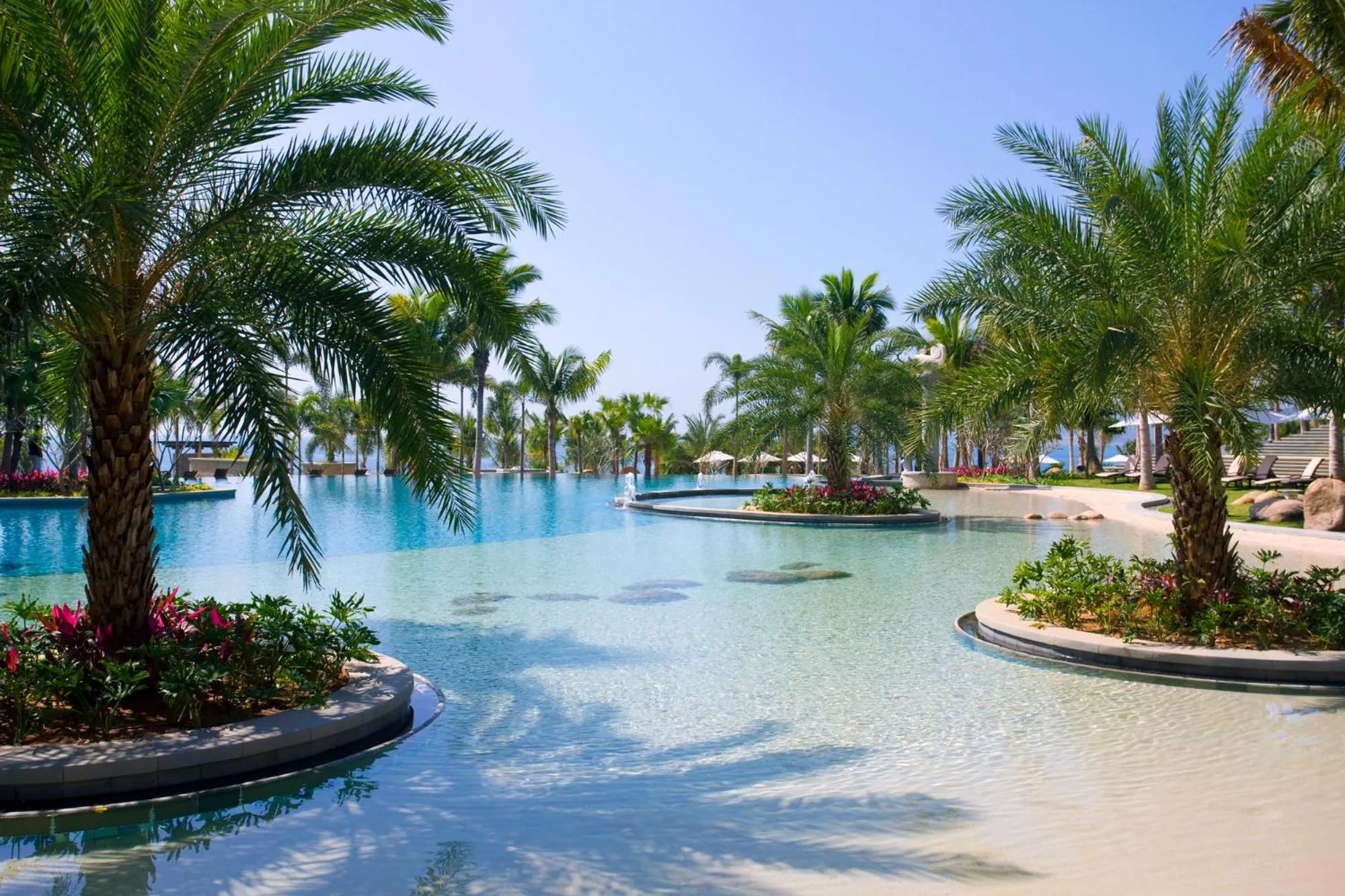 Swimming pool in Mandarin Oriental, Sanya