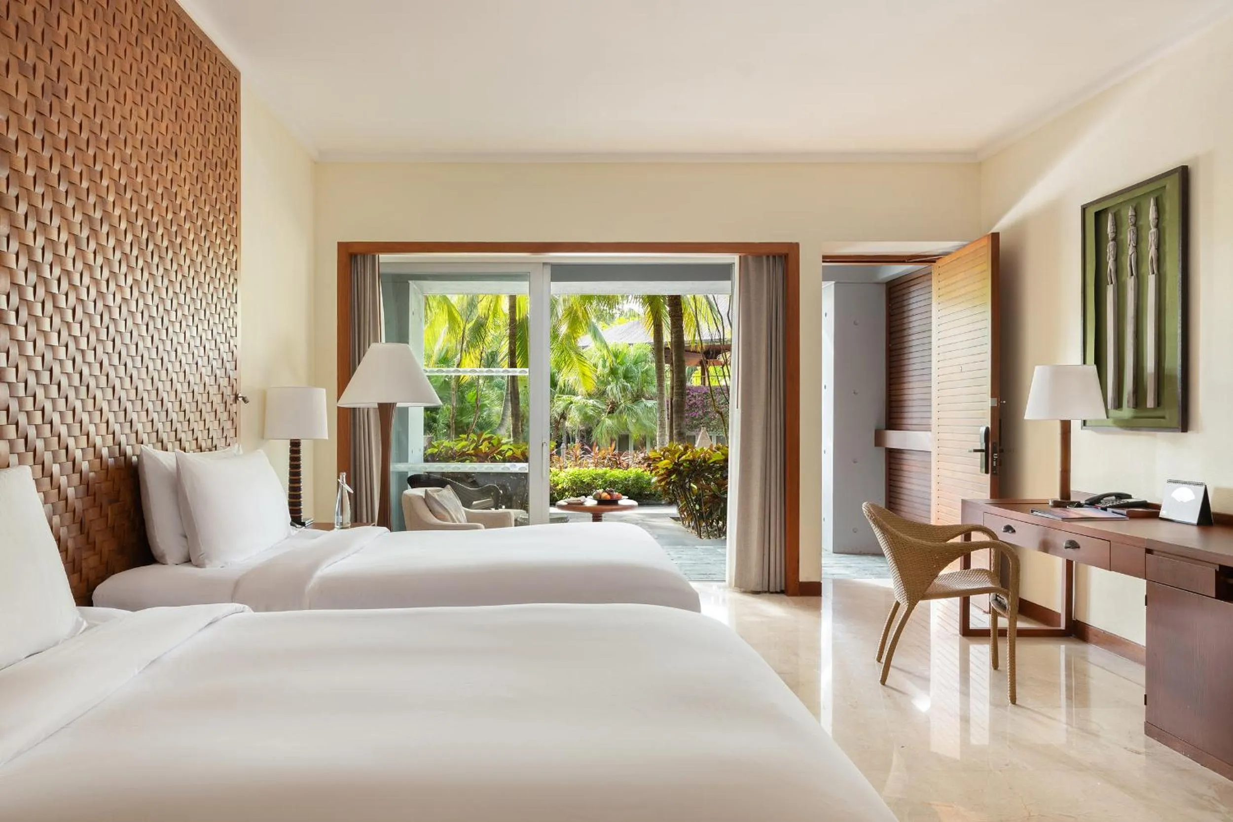 On site, Bed in Mandarin Oriental, Sanya