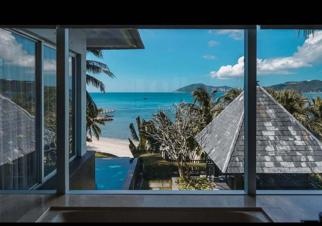 Natural landscape in Mandarin Oriental, Sanya