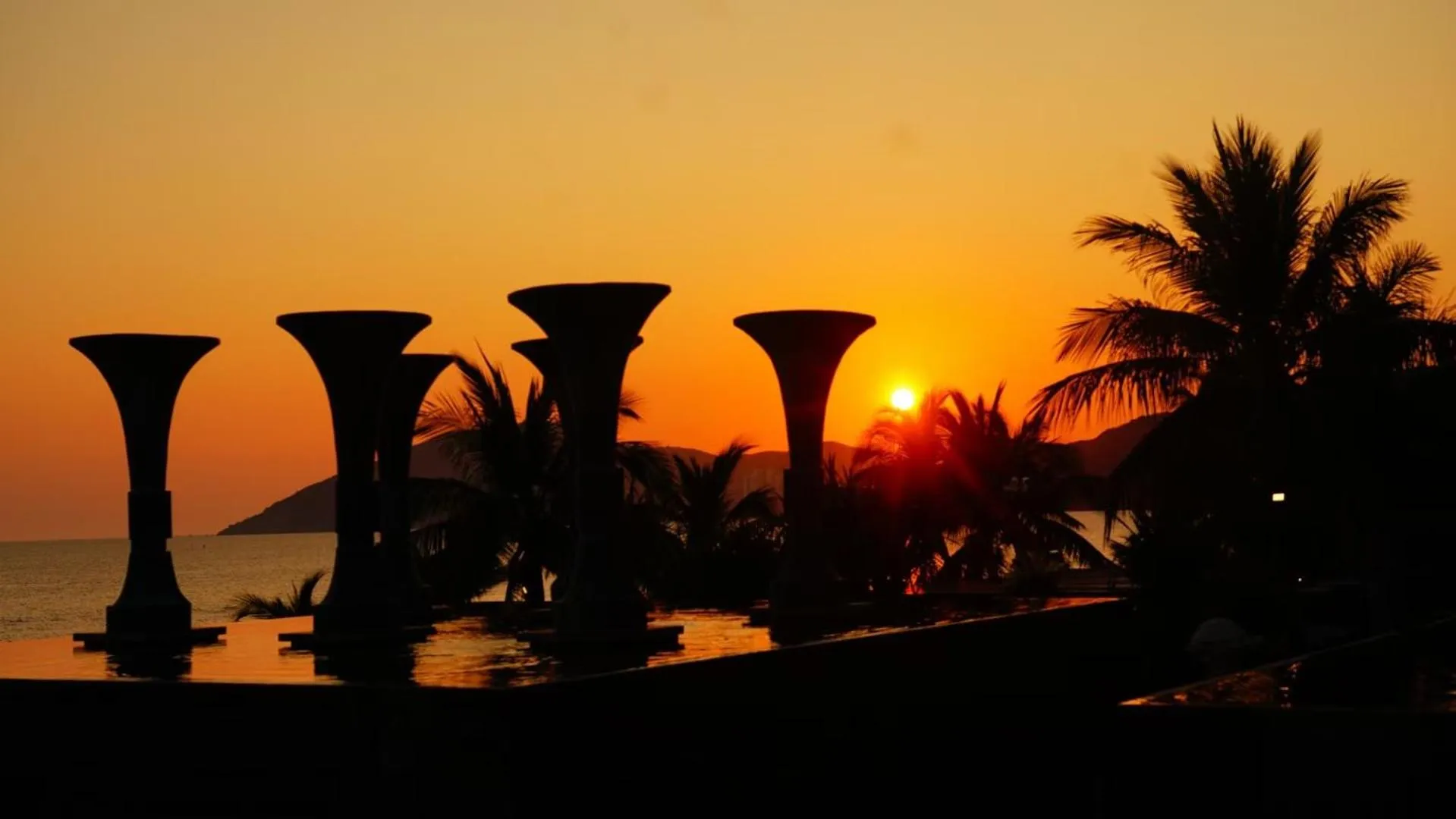 Property building in Mandarin Oriental, Sanya