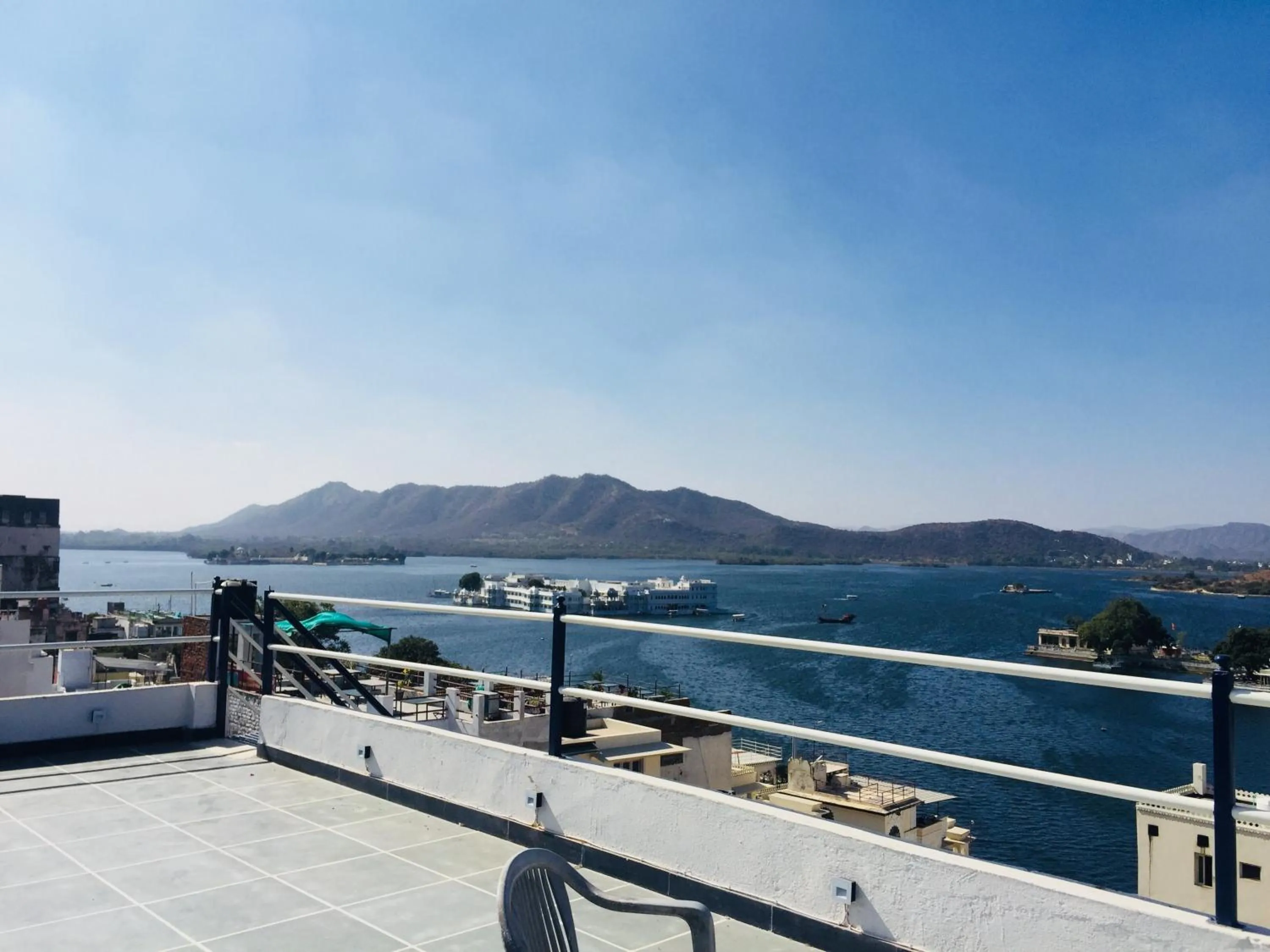 Lake view in Maa Ji House on Lake Pichola