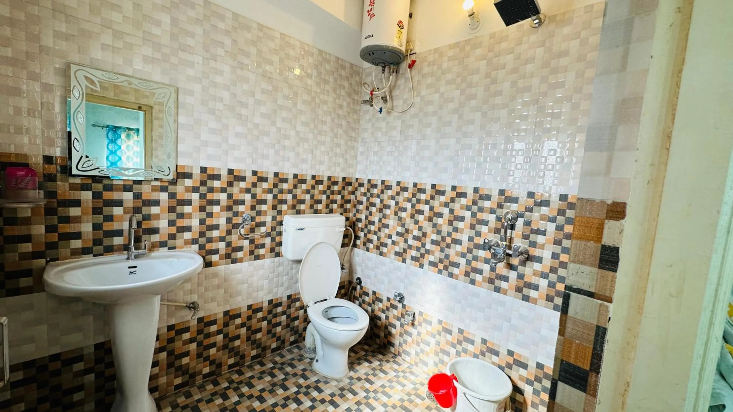 Bathroom in Maa Ji House on Lake Pichola