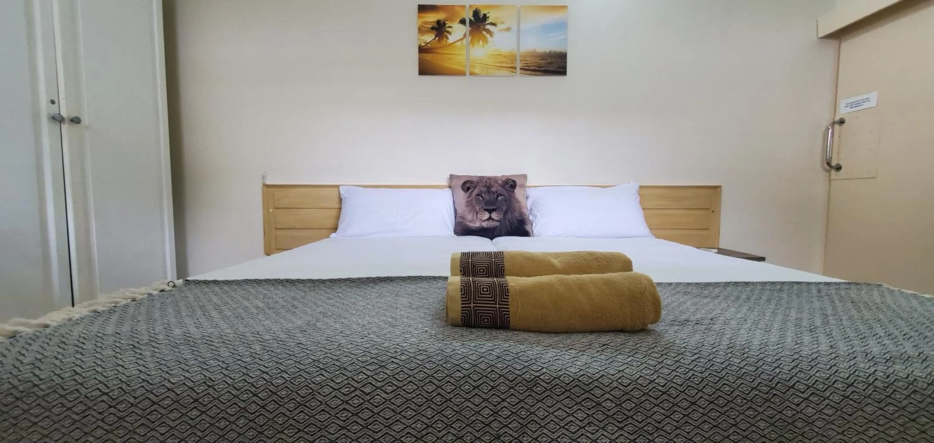 Bed in Jessica's Self-catering