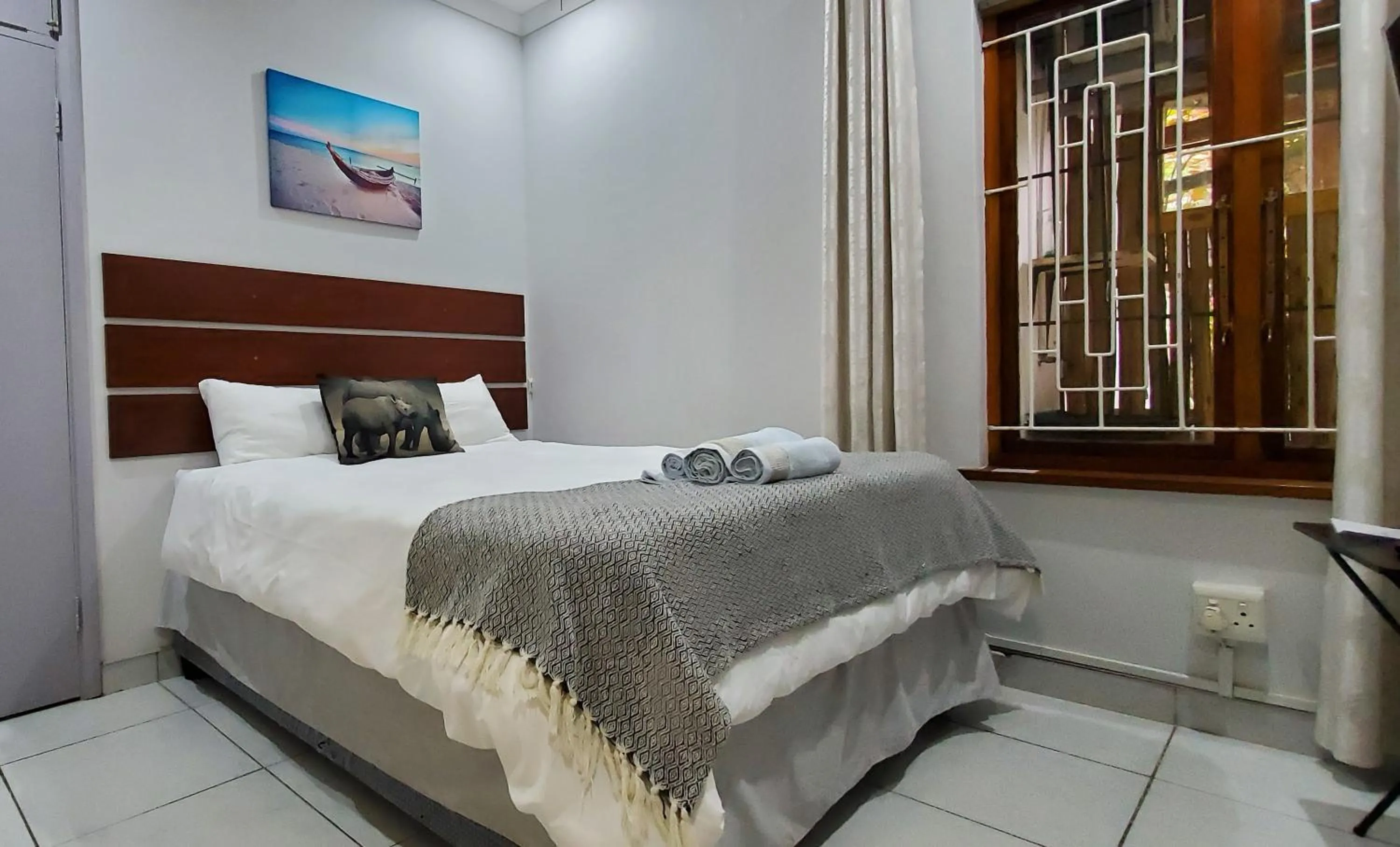 Bedroom, Bed in Jessica's Self-catering