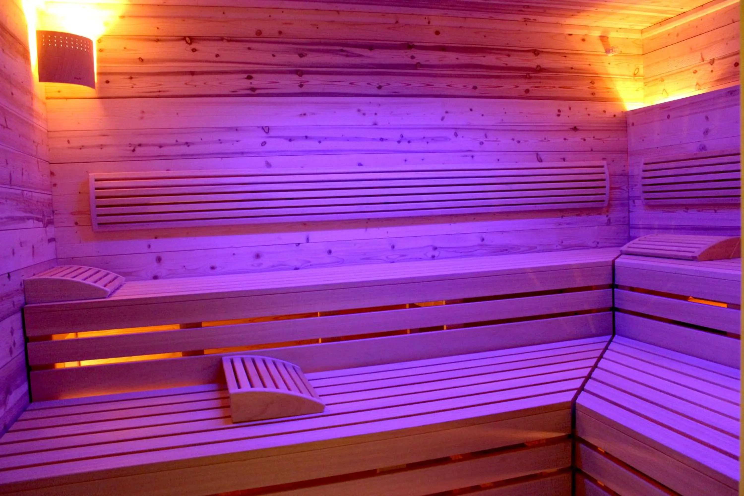 Sauna, Bed in Hotel Kerschbaumer