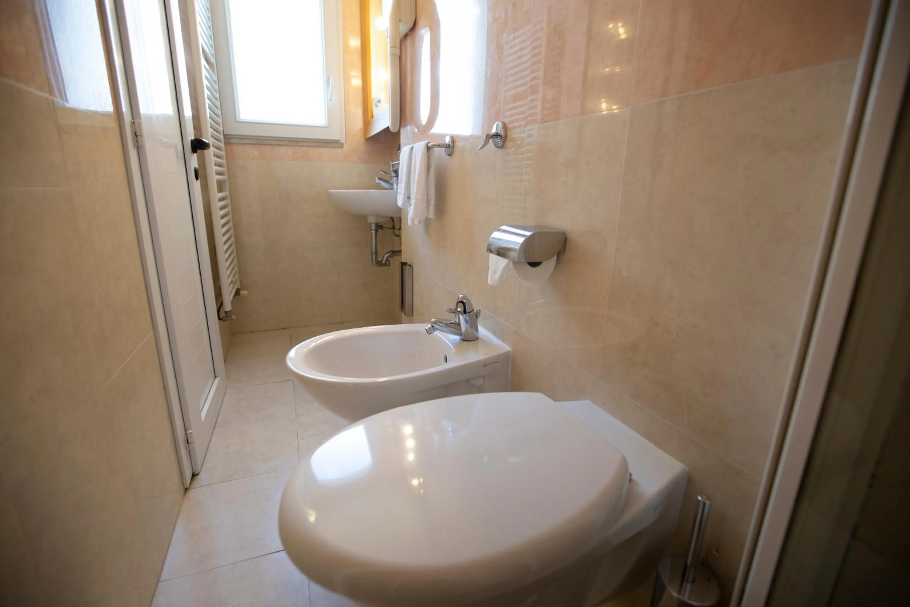 Shower in Hotel Stella Maris