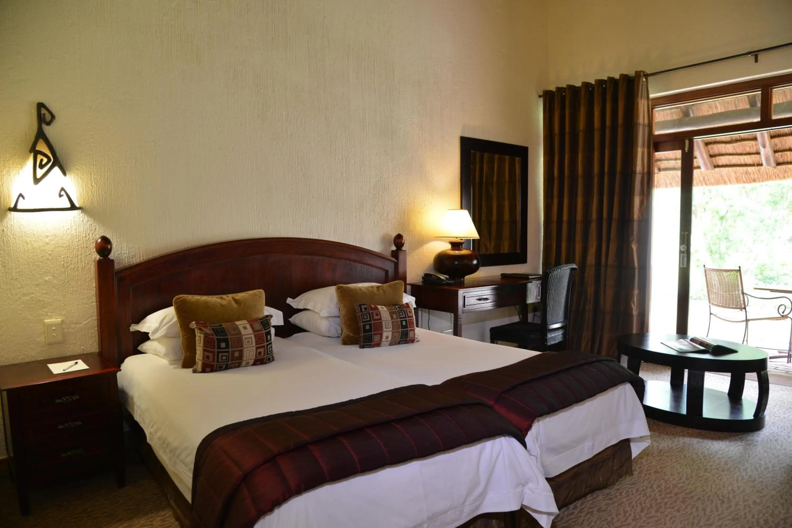 Photo of the whole room, Bed in Kwa Maritane Lodge