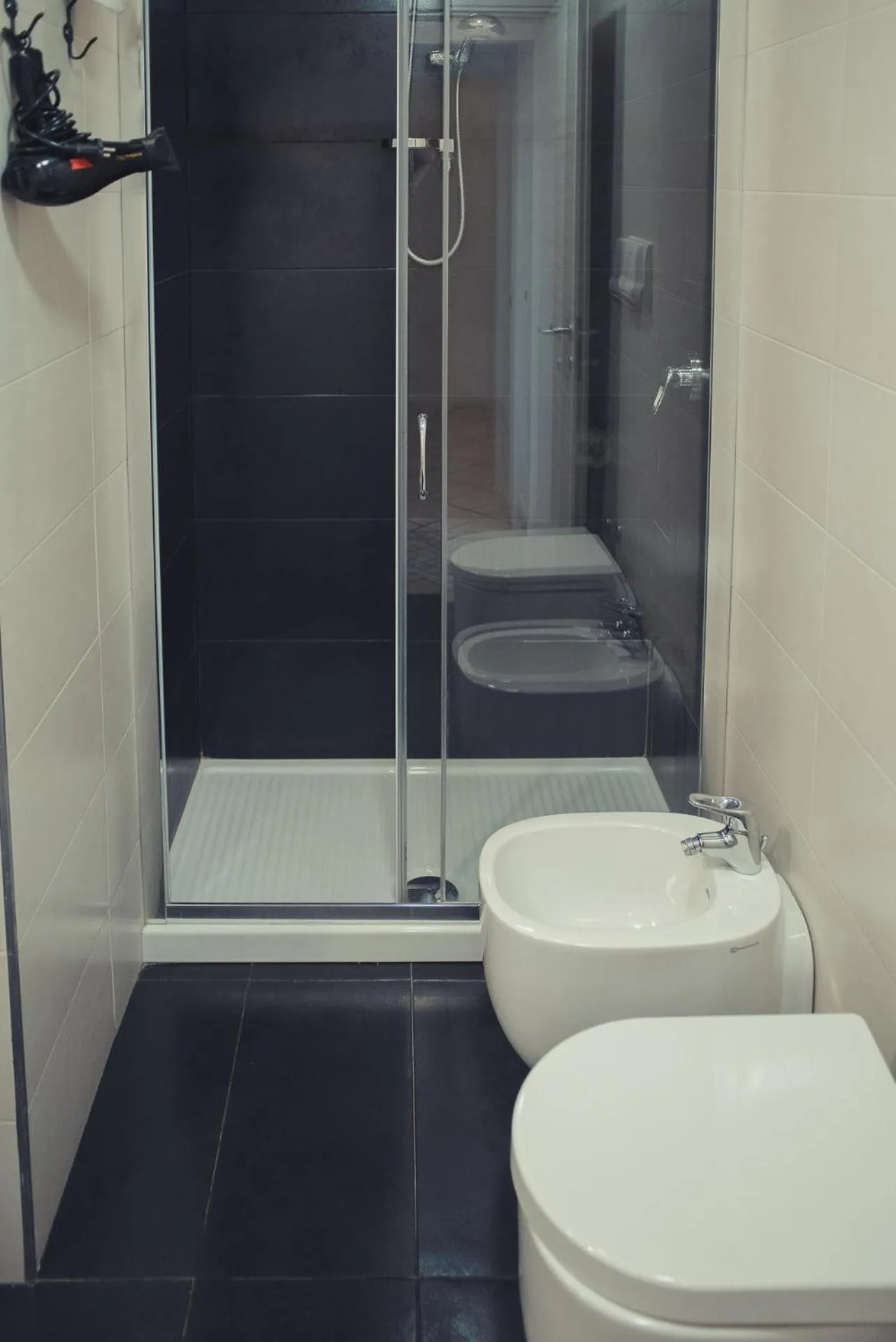 Shower in B&B Sweet Sleep