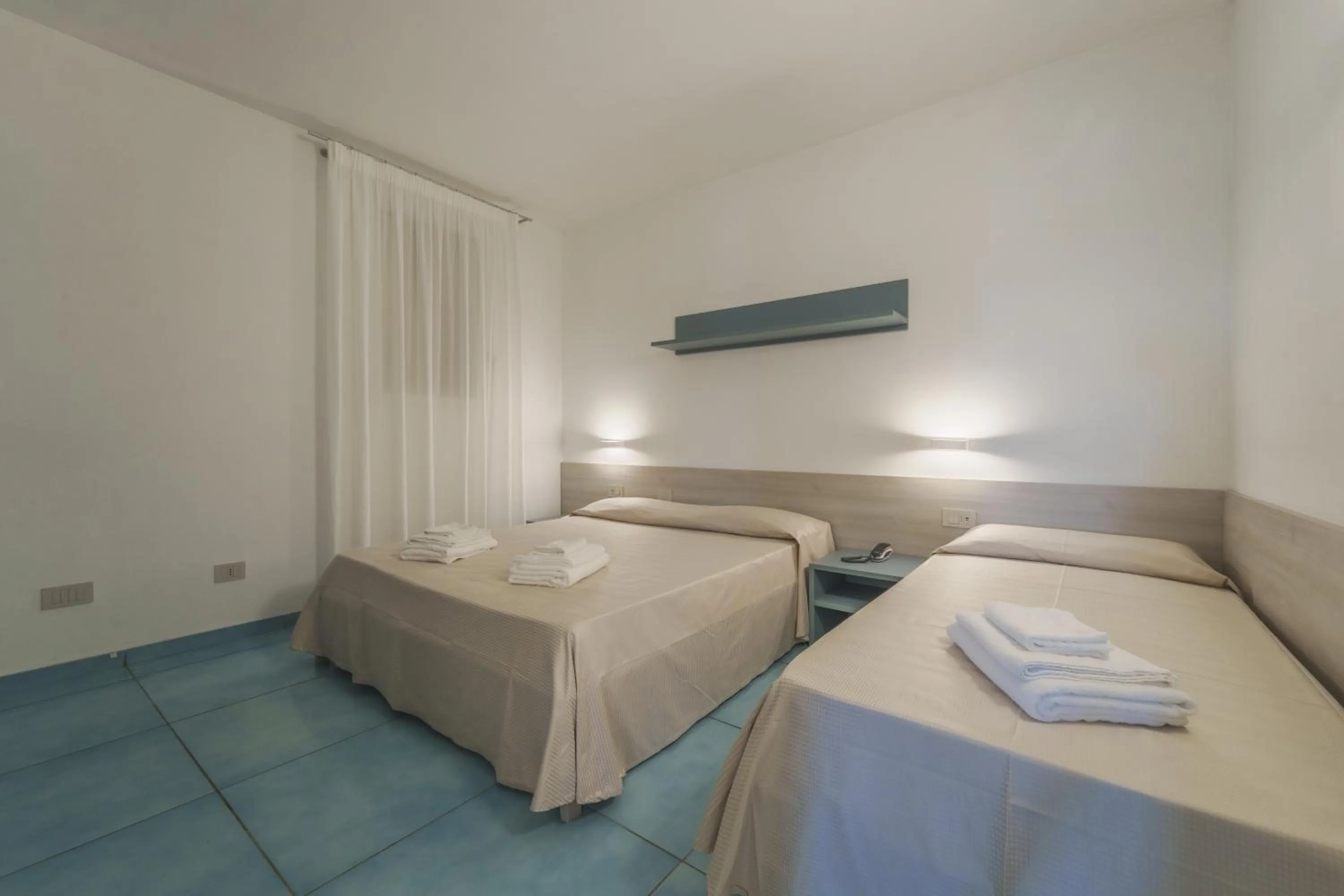 Bedroom, Bed in Hotel Dino