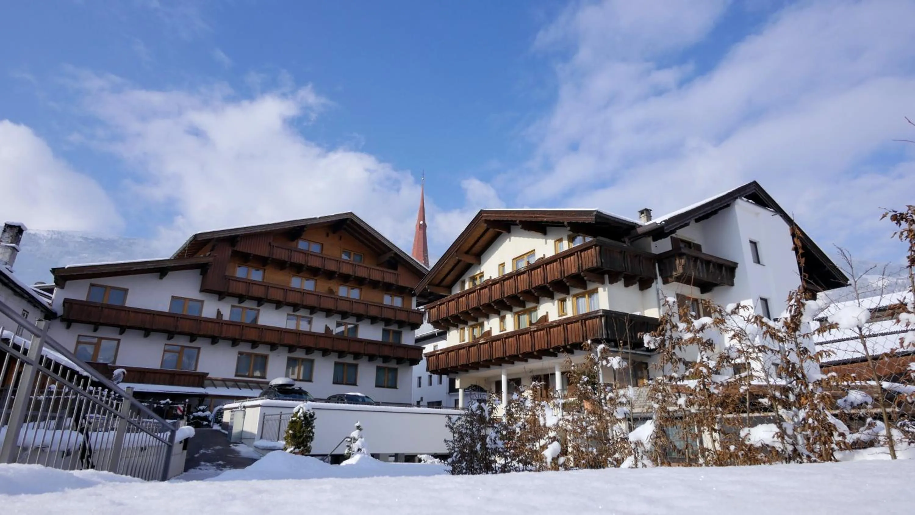 Neighbourhood in Hotel & Apart Central