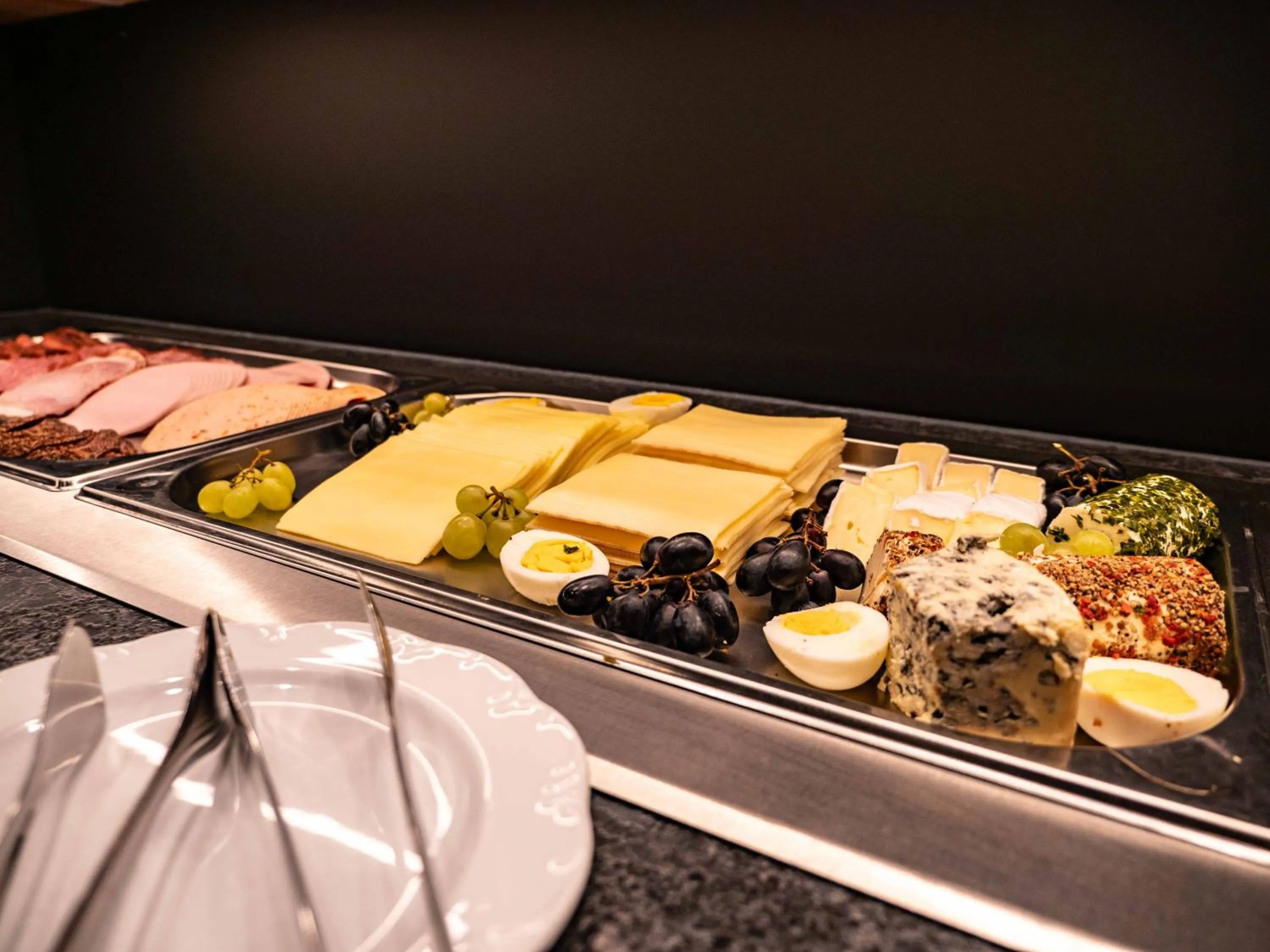 Buffet breakfast in Hotel & Apart Central