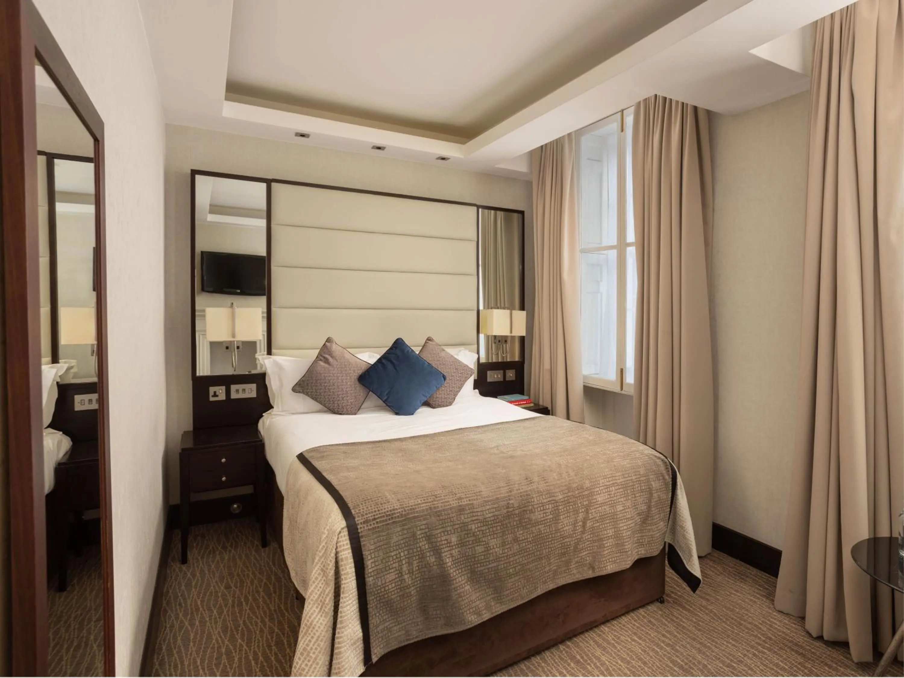 Bed in The Barbican Rooms