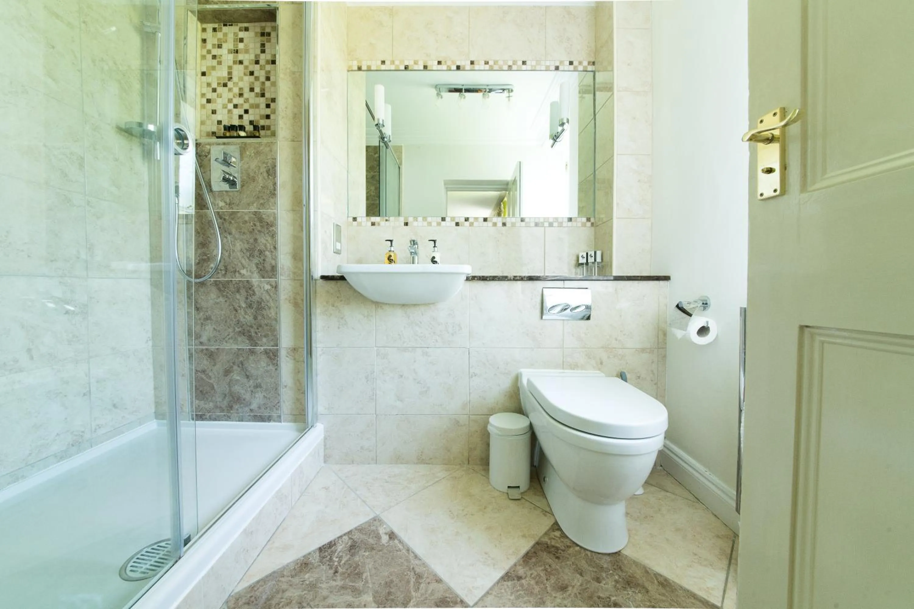 Bathroom in The Ayrlington Guesthouse