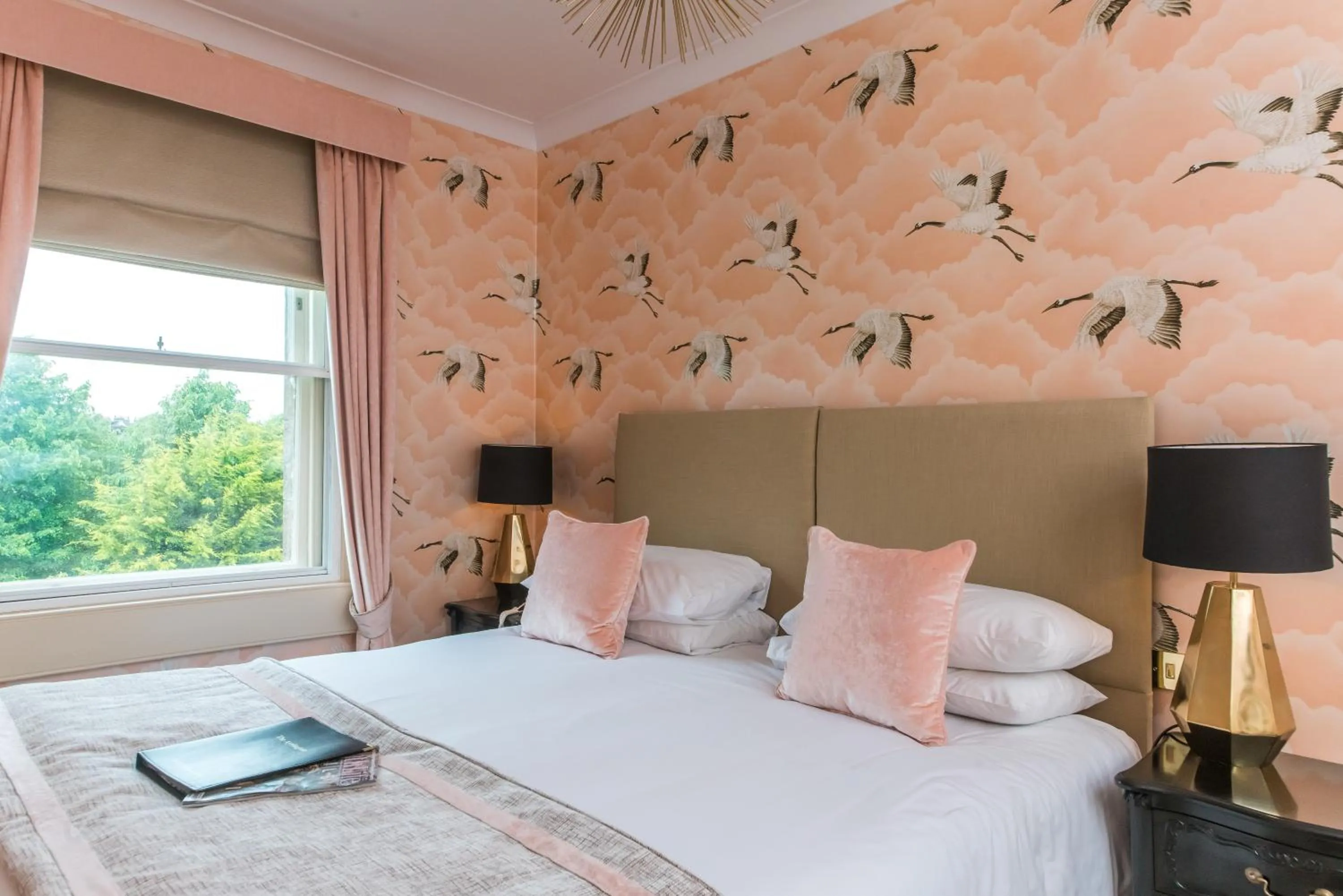 Bedroom, Bed in The Ayrlington Guesthouse