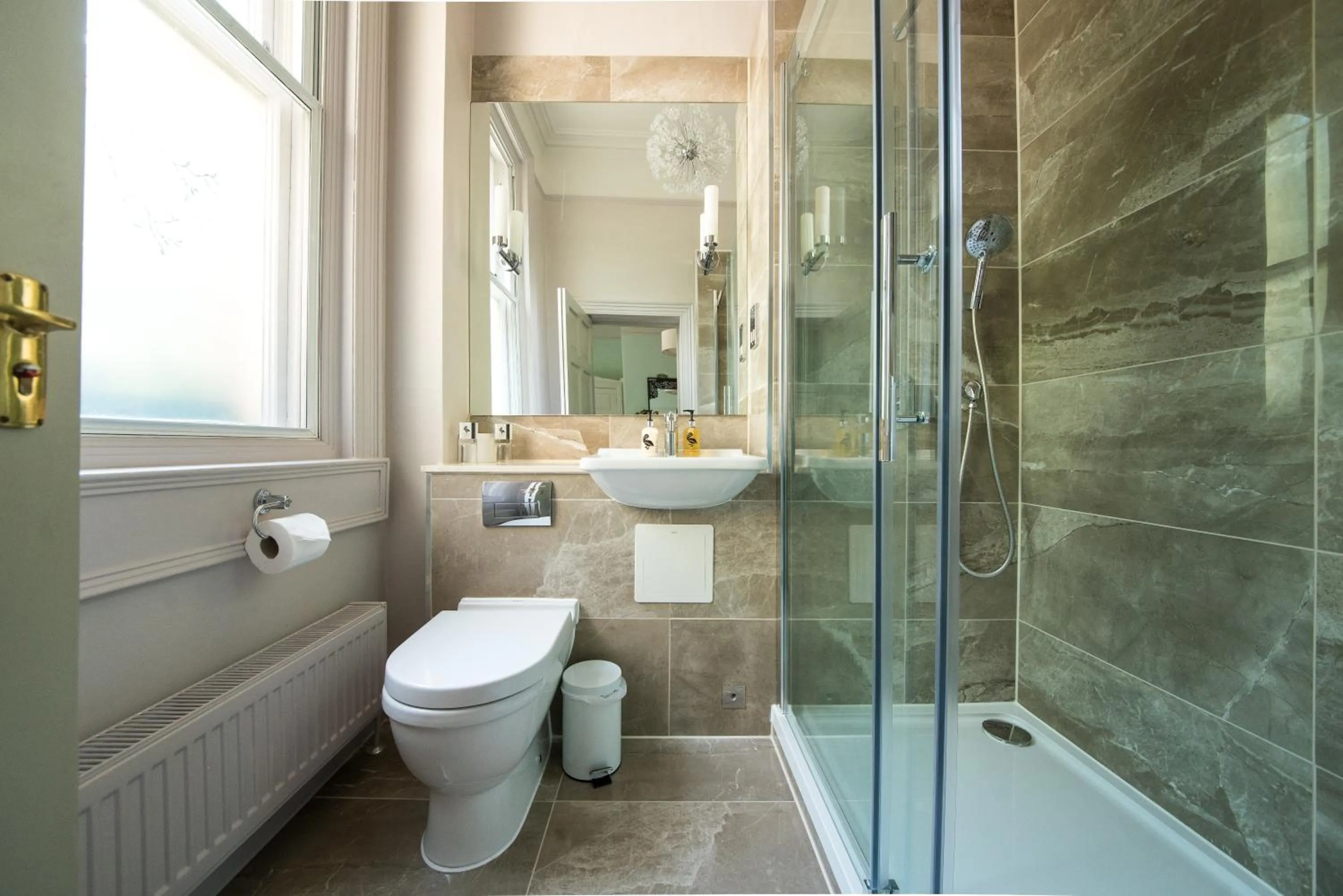 Bathroom in The Ayrlington Guesthouse
