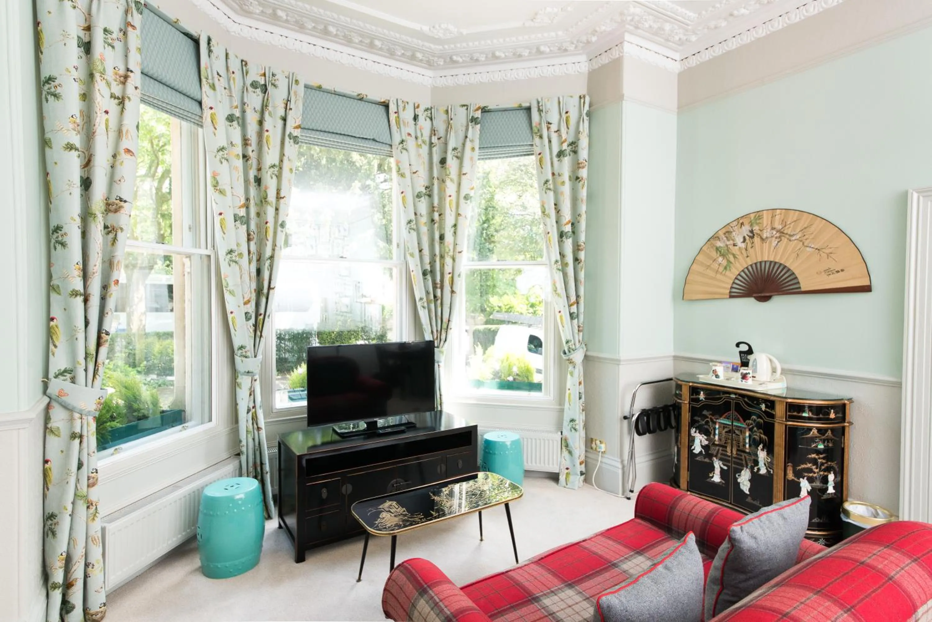 TV and multimedia in The Ayrlington Guesthouse