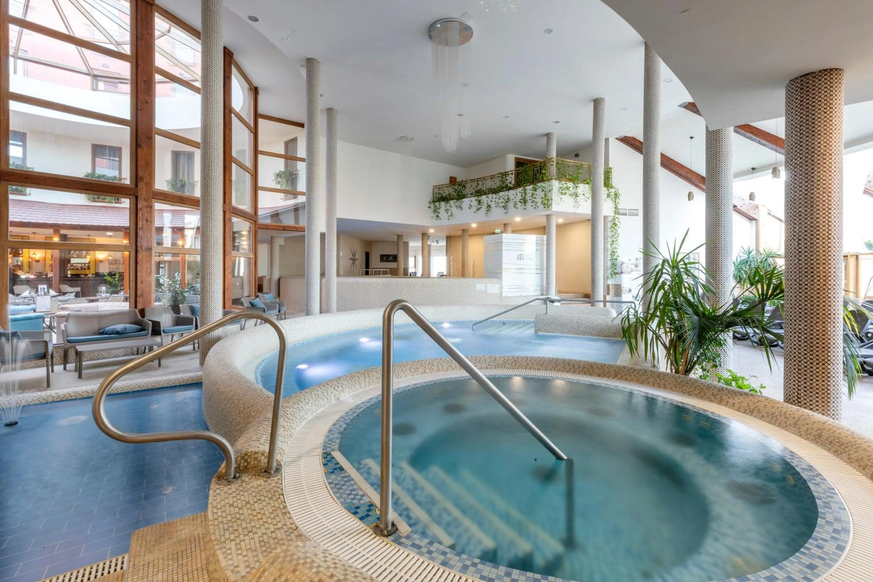 Colosseum Hotel