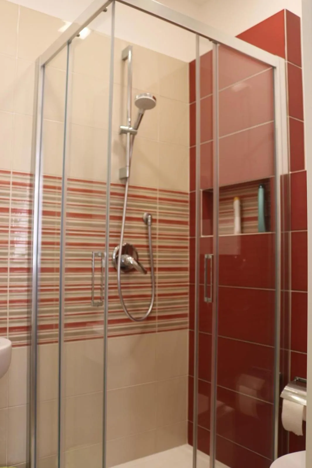 B&B Garibaldi Station