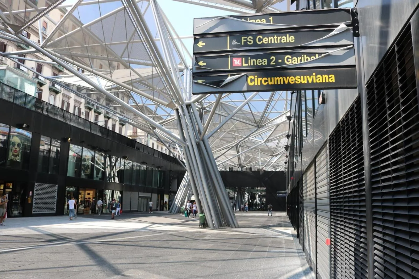 B&B Garibaldi Station