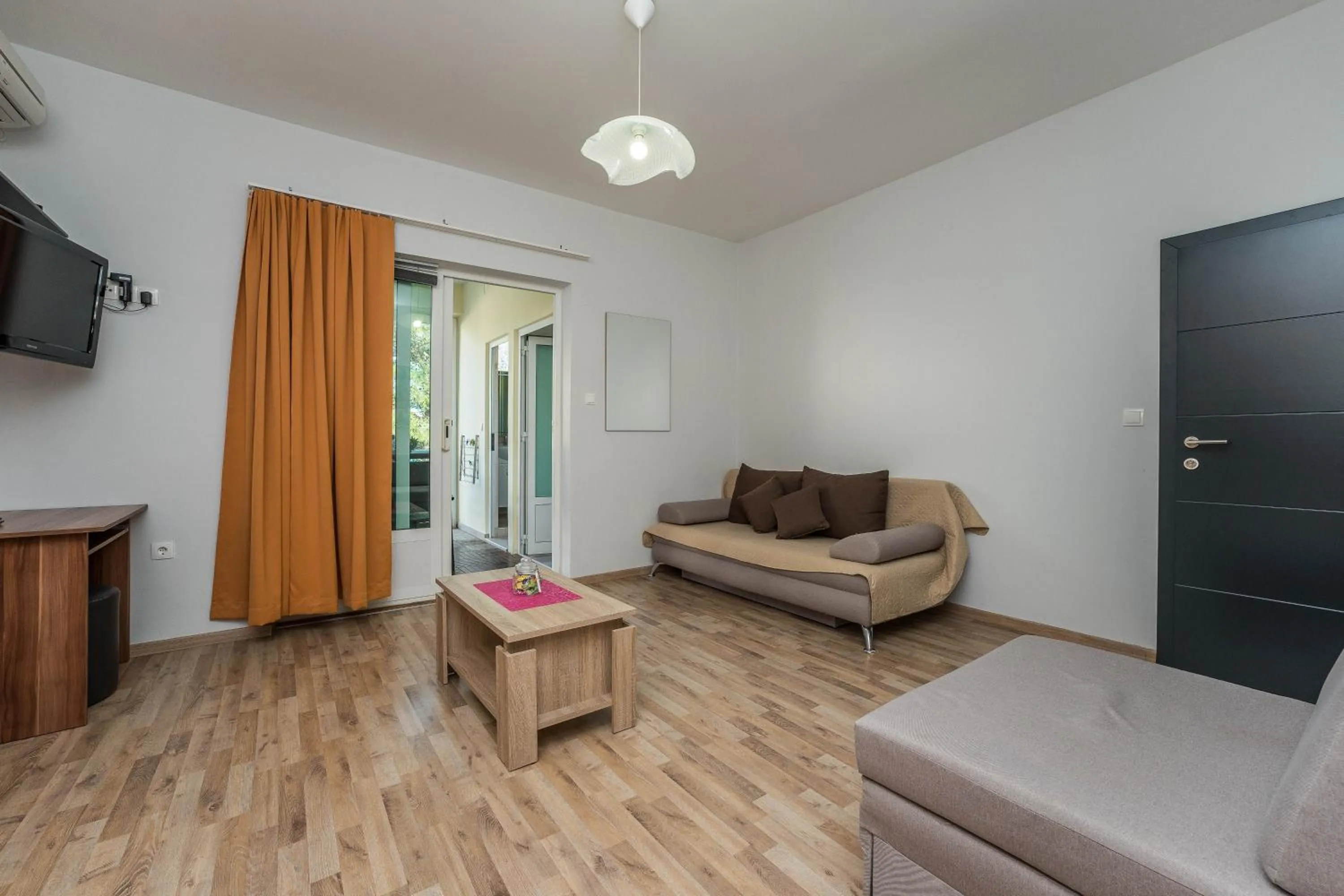TV and multimedia in Guest House Malenica