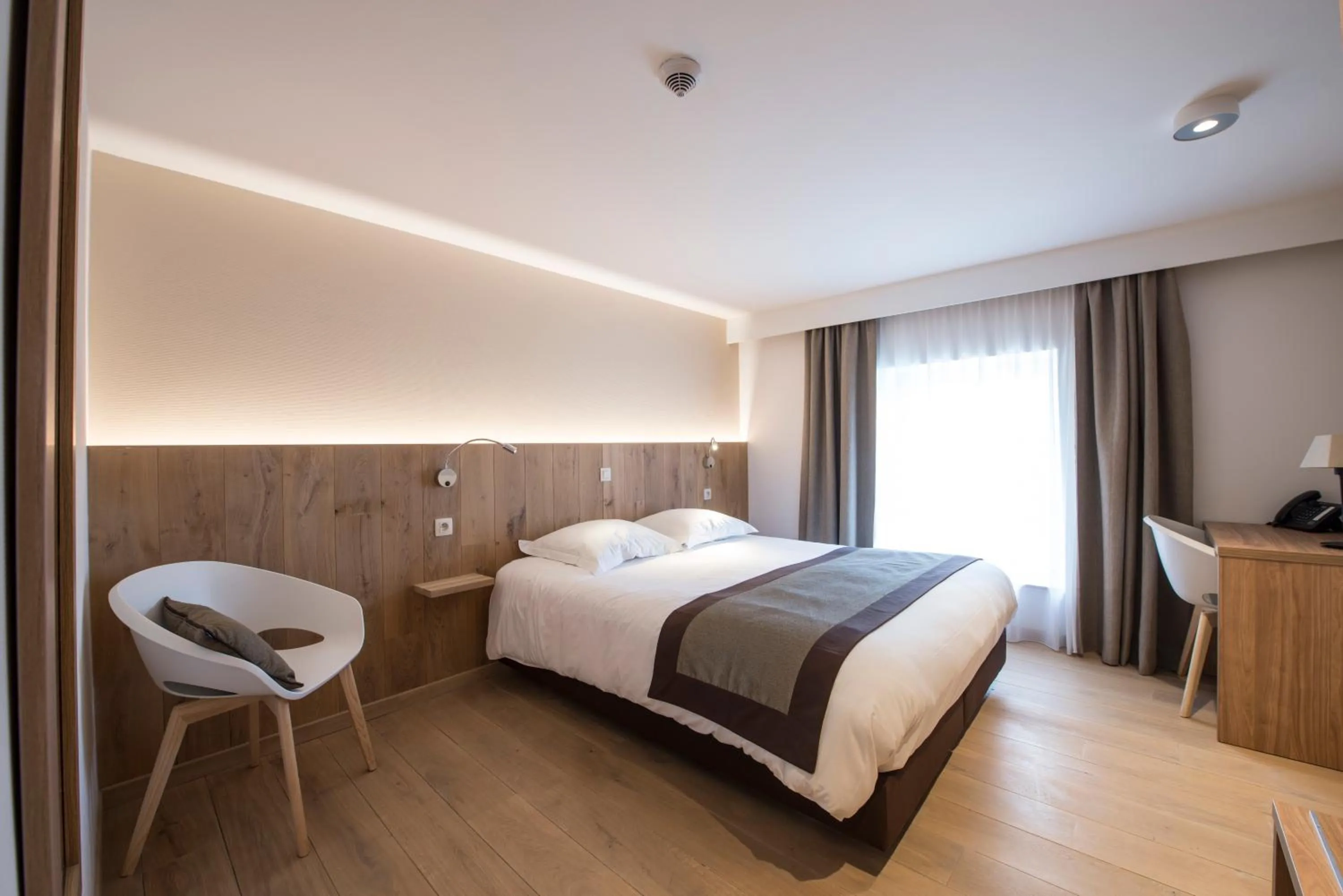 Photo of the whole room, Bed in Hotel Le Fournil