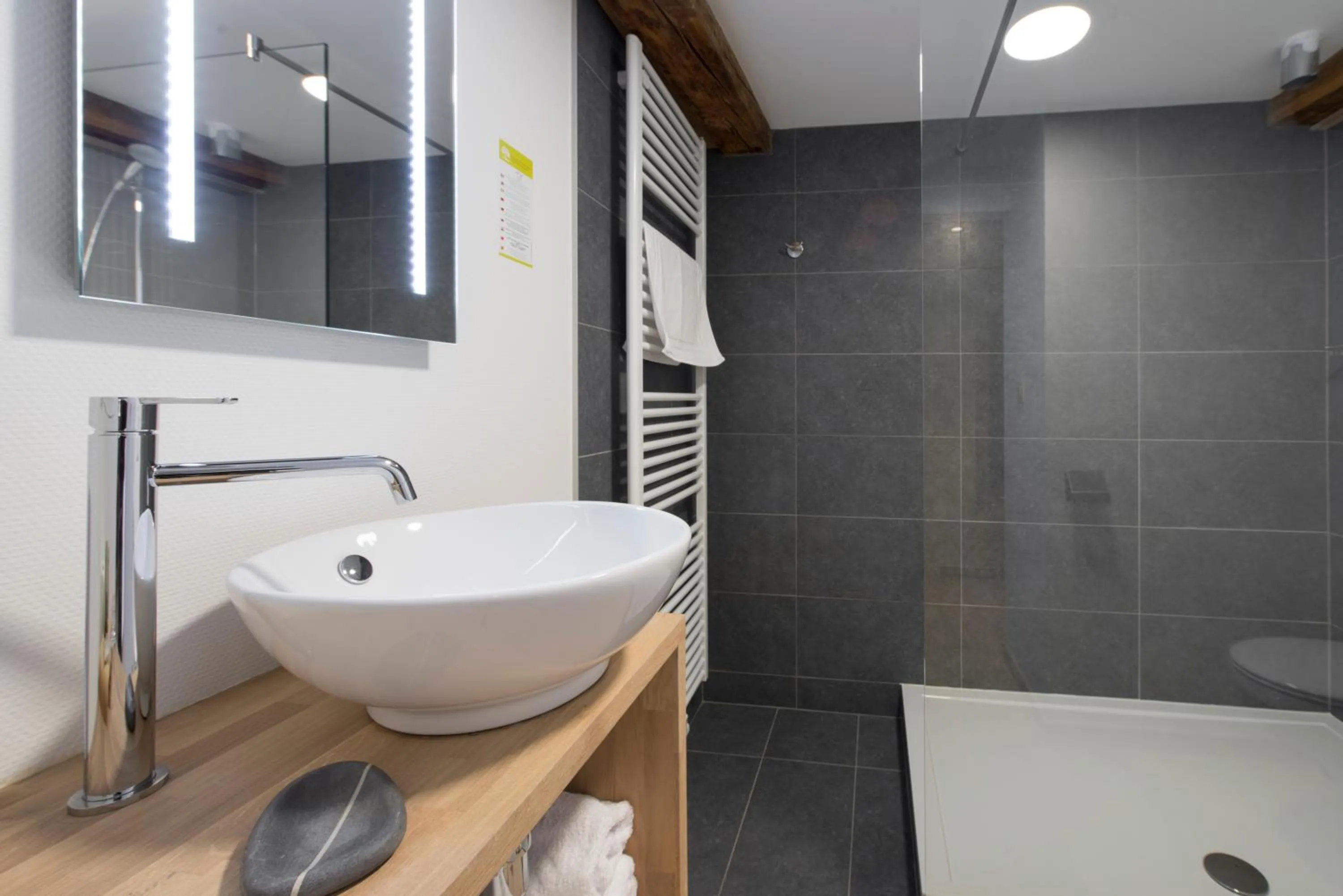 Bathroom in Hotel Le Fournil