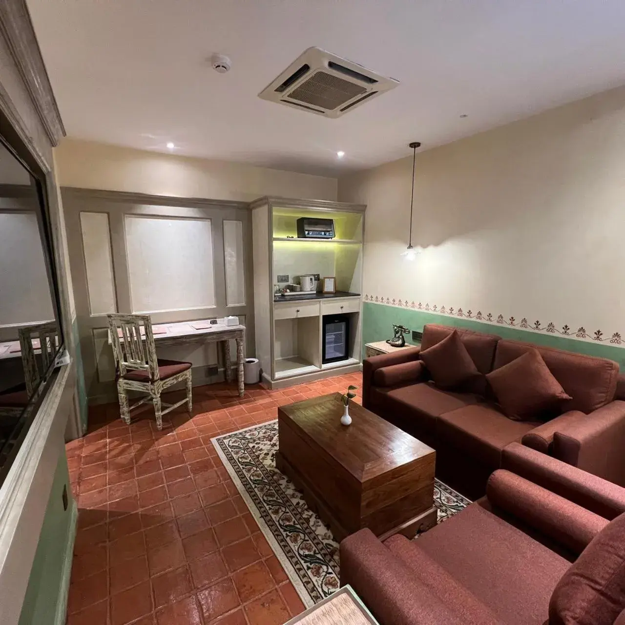 Classic Junior Suite with Bathtub in Nepali Ghar Hotel, Thamel - Your Home In Nepal Classic Junior Suite with Bathtub in Nepali Ghar Hotel, Thamel - Your Home In Nepal