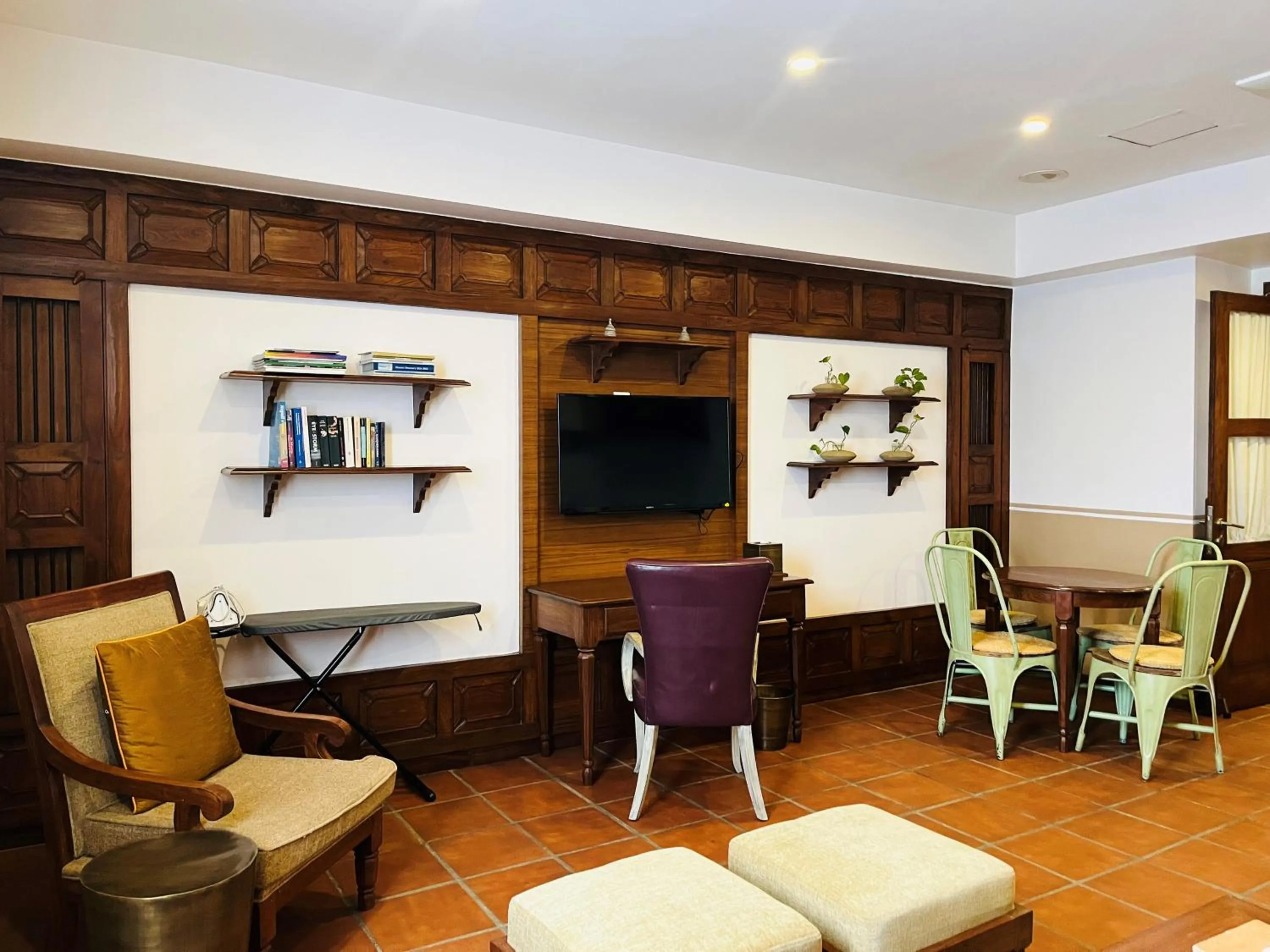 Living room in Nepali Ghar Hotel, Thamel - Your Home In Nepal