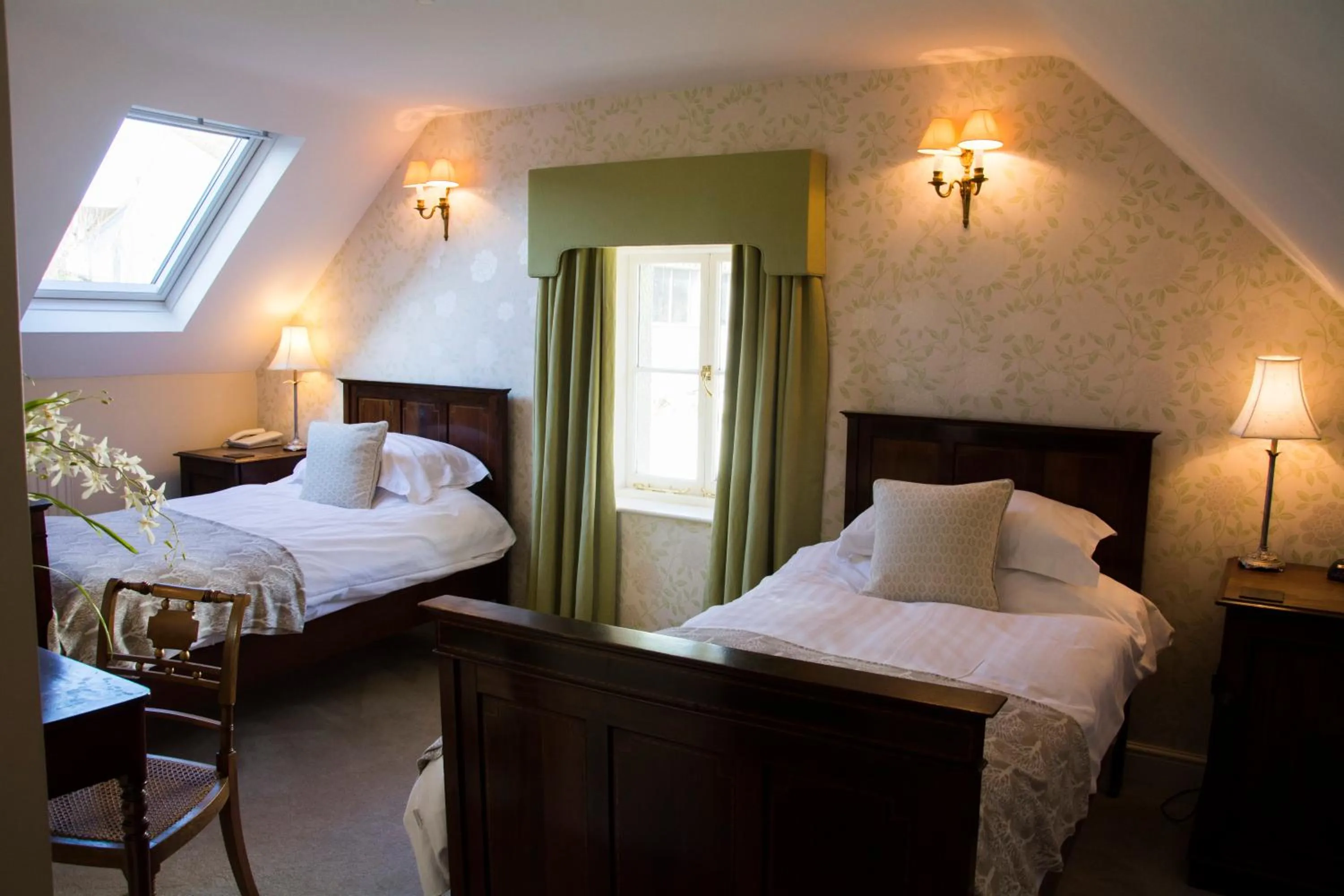 Standard Twin Room - single occupancy in The Lion