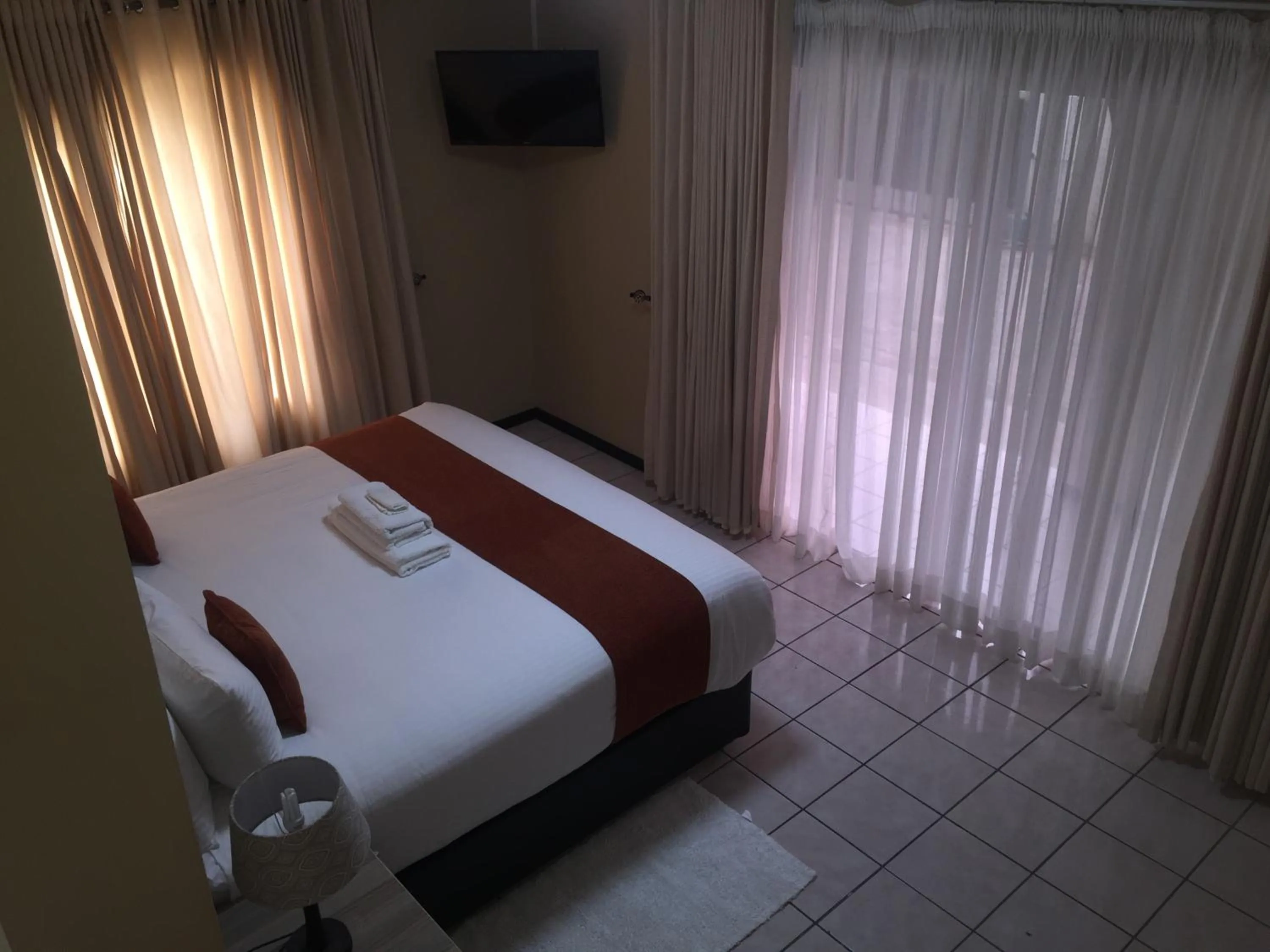 Bedroom in Bridgeville Guest House( Pty) Ltd