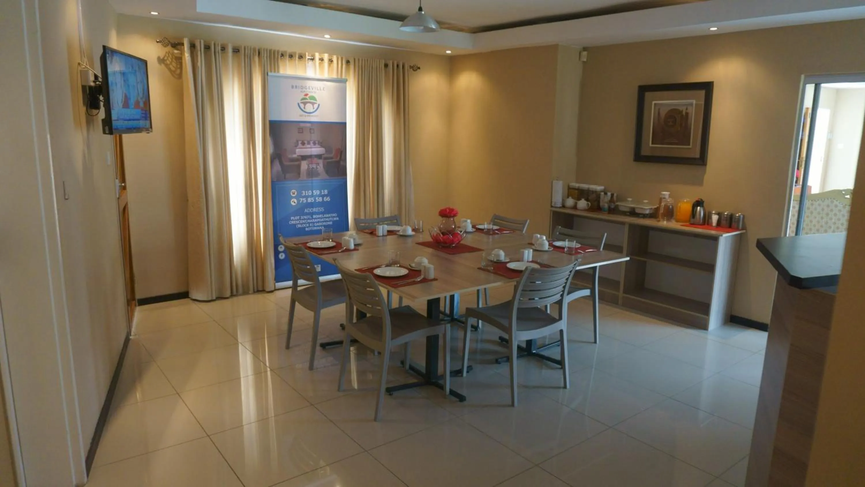 Dining area in Bridgeville Guest House( Pty) Ltd
