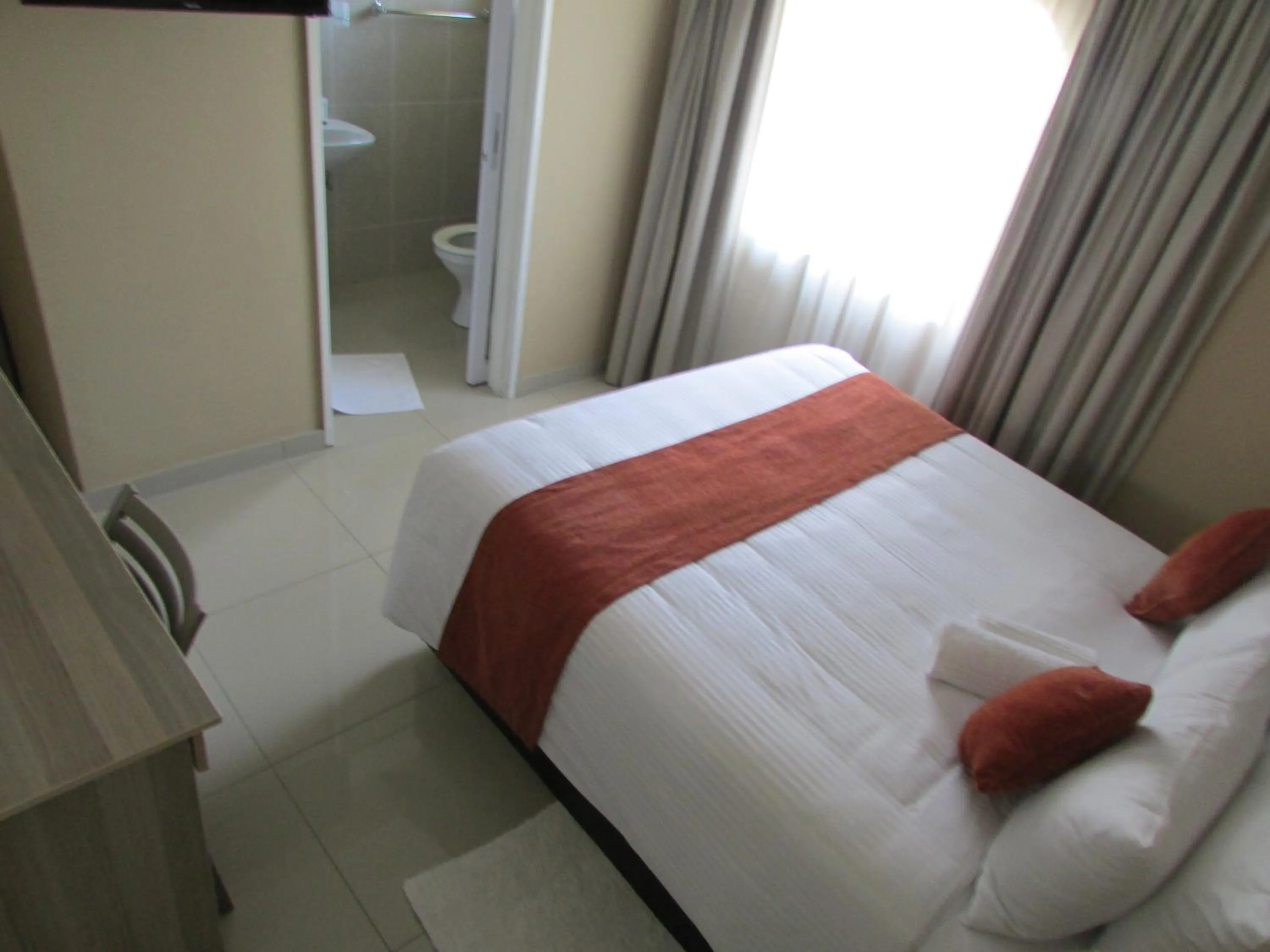 Bed in Bridgeville Guest House( Pty) Ltd