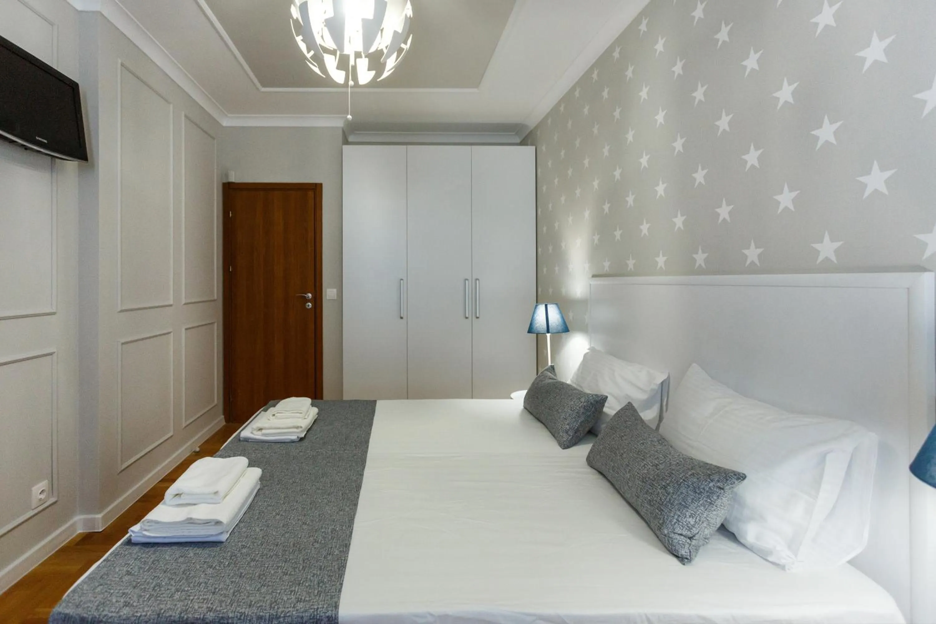 Bed in CityResidence Aparthotel