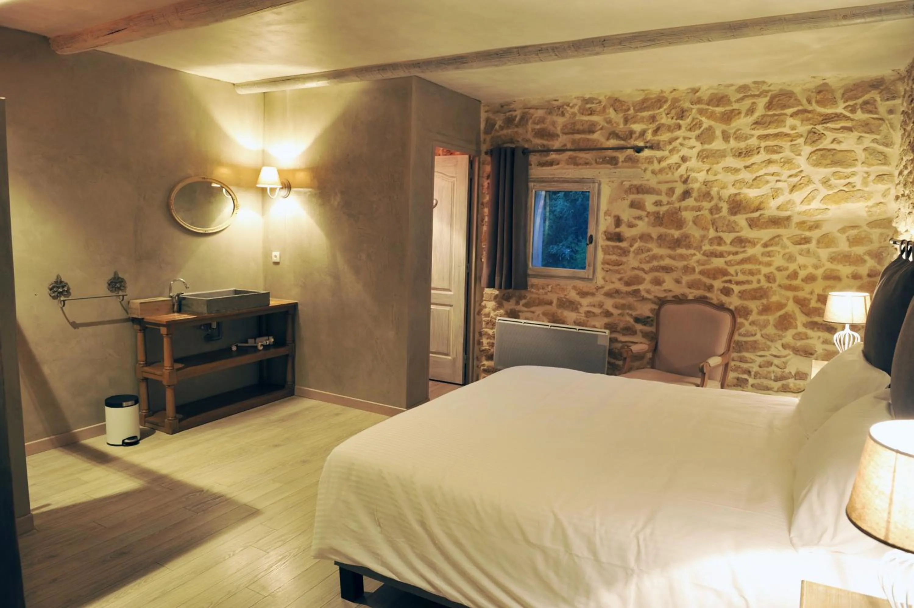 Bedroom, Bed in Le Mas Terre des Anges