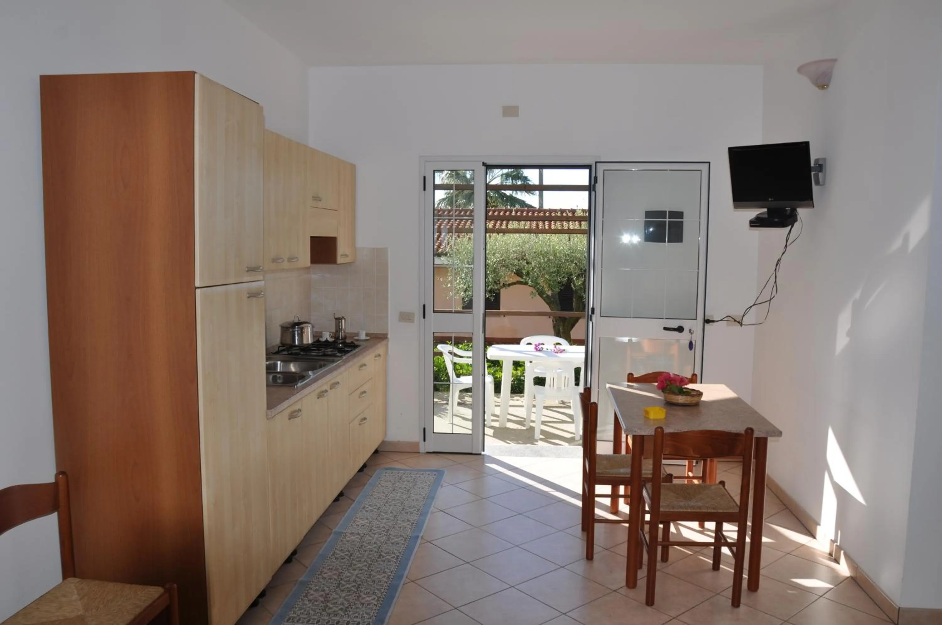 Dining area in Rosy Hotel Residence