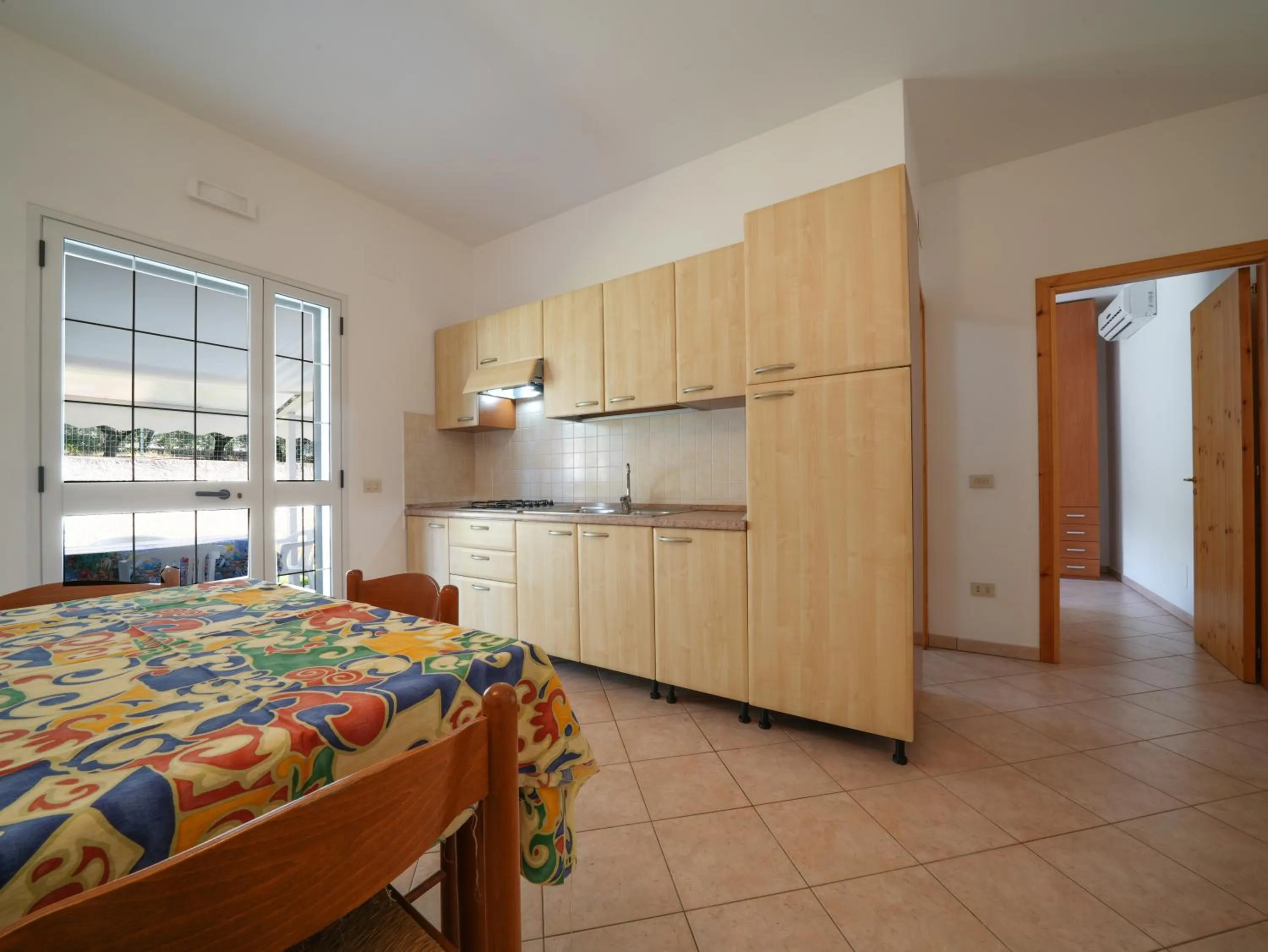 Kitchen or kitchenette in Rosy Hotel Residence