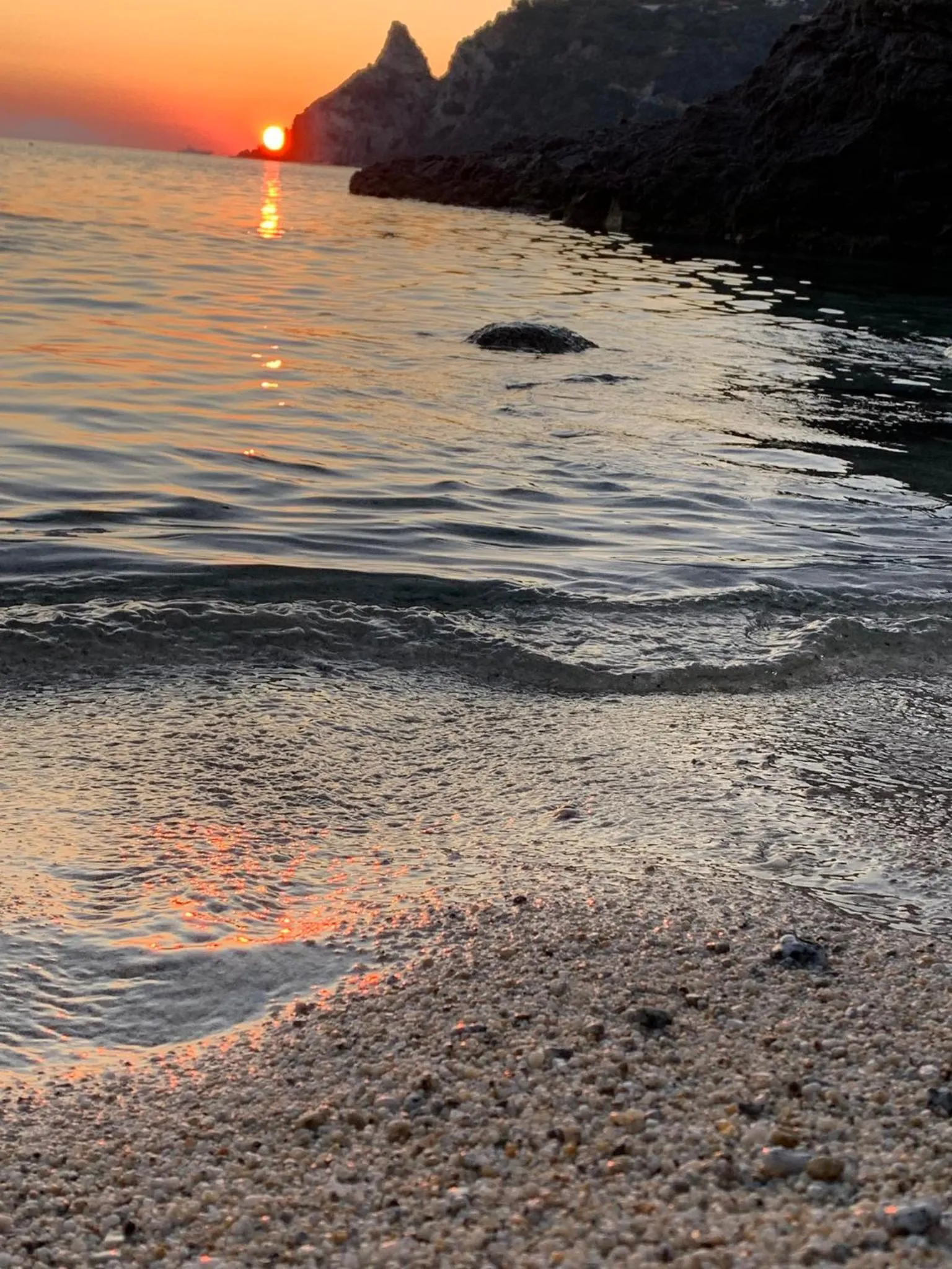 Sunset in Rosy Hotel Residence