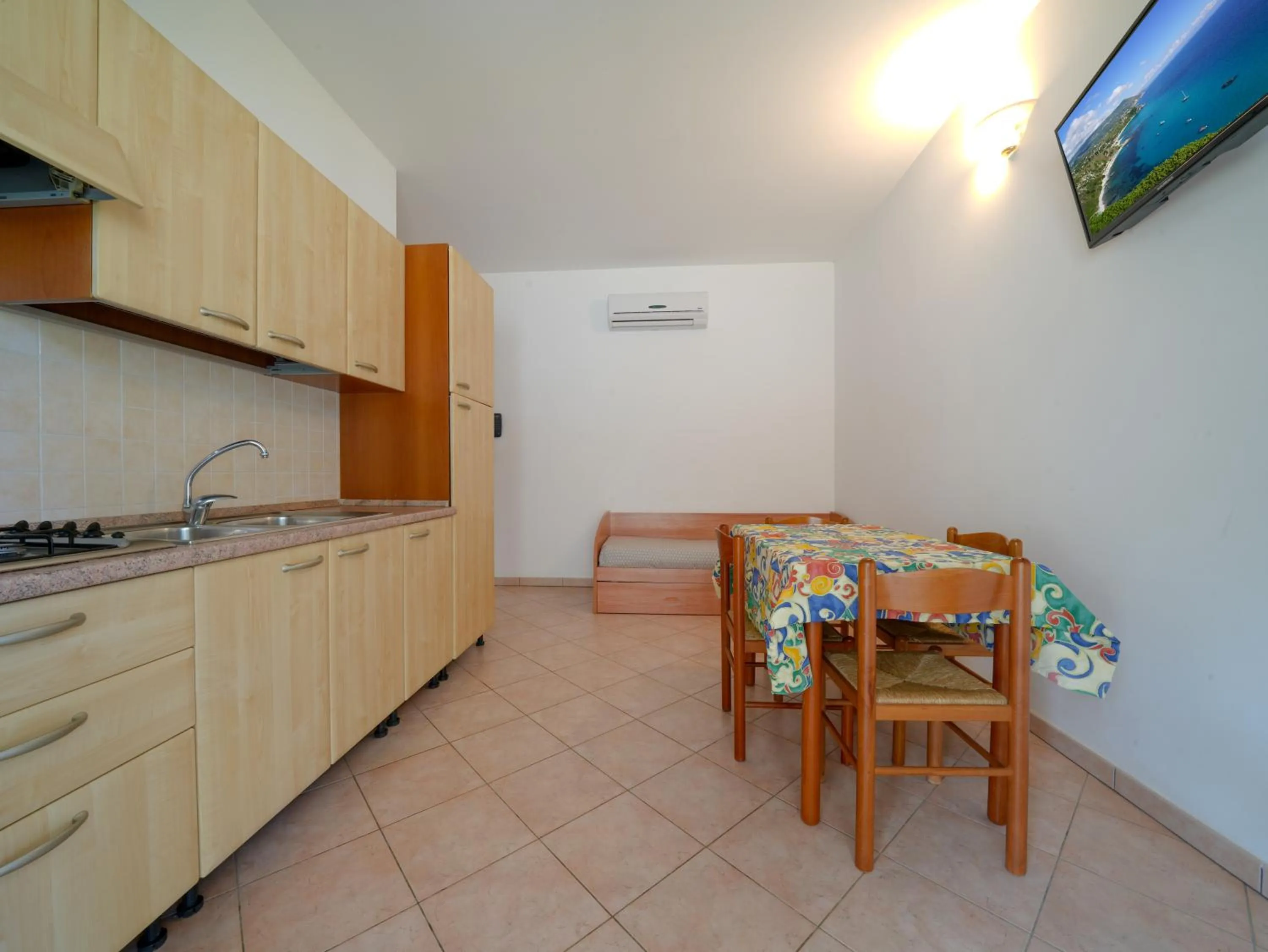 Kitchen or kitchenette in Rosy Hotel Residence