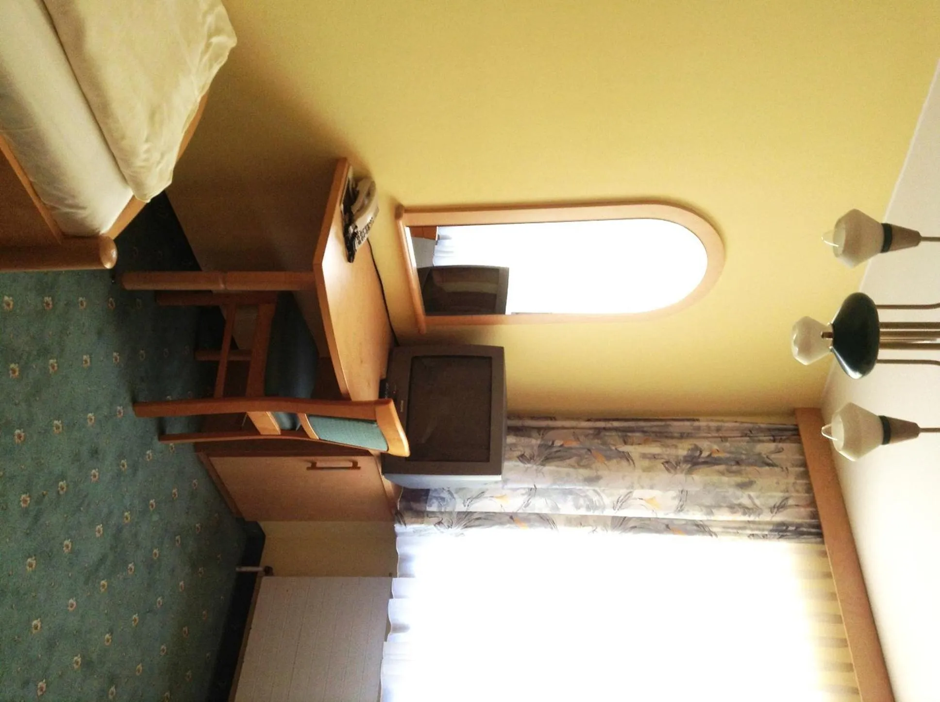 TV and multimedia in Hotel Garni