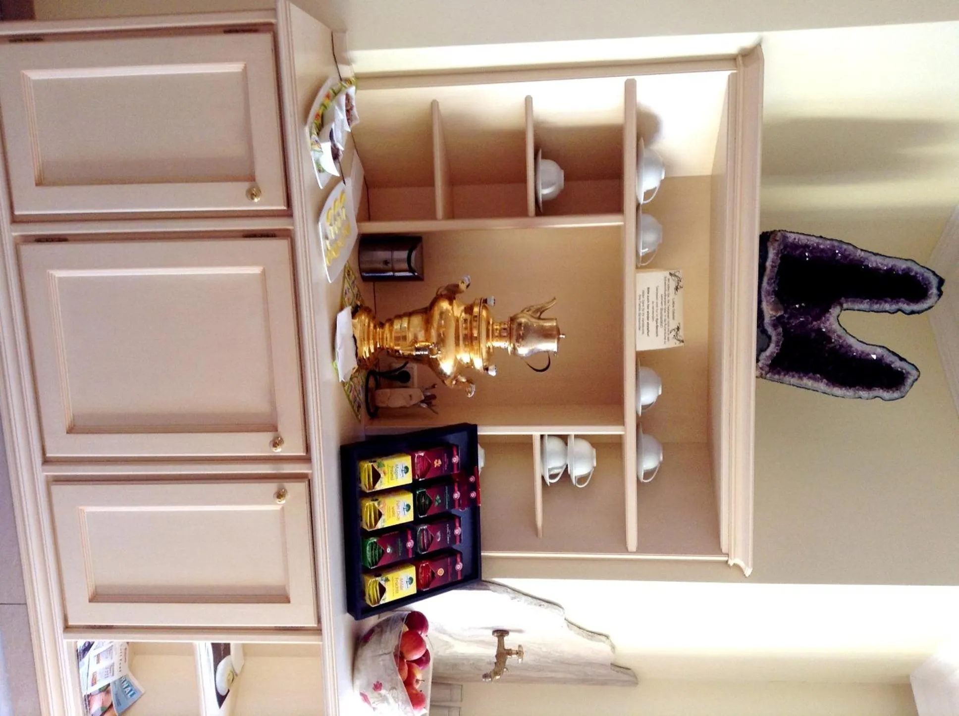 Restaurant/places to eat in Hotel Garni