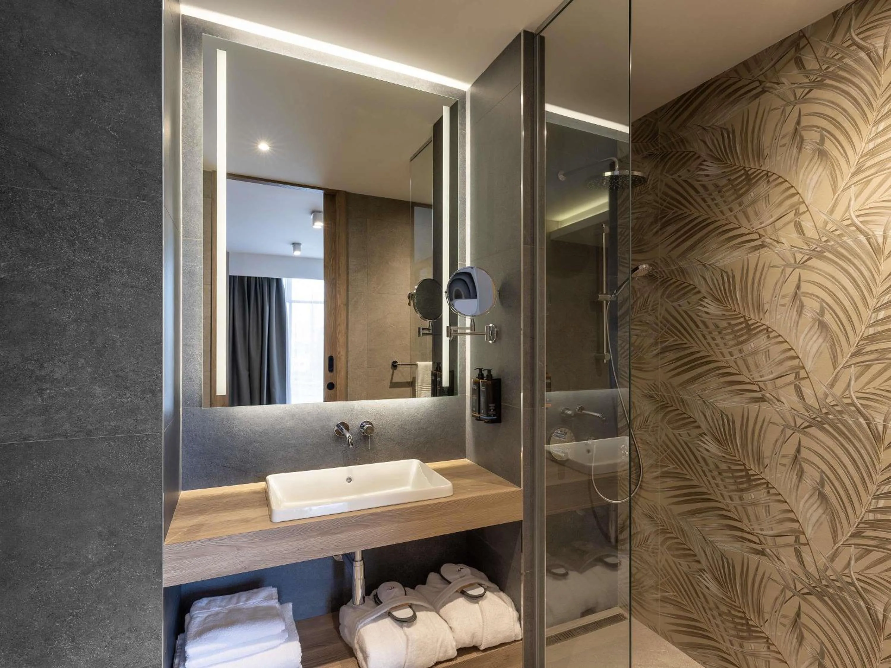 Bedroom in Mercure Sofia City